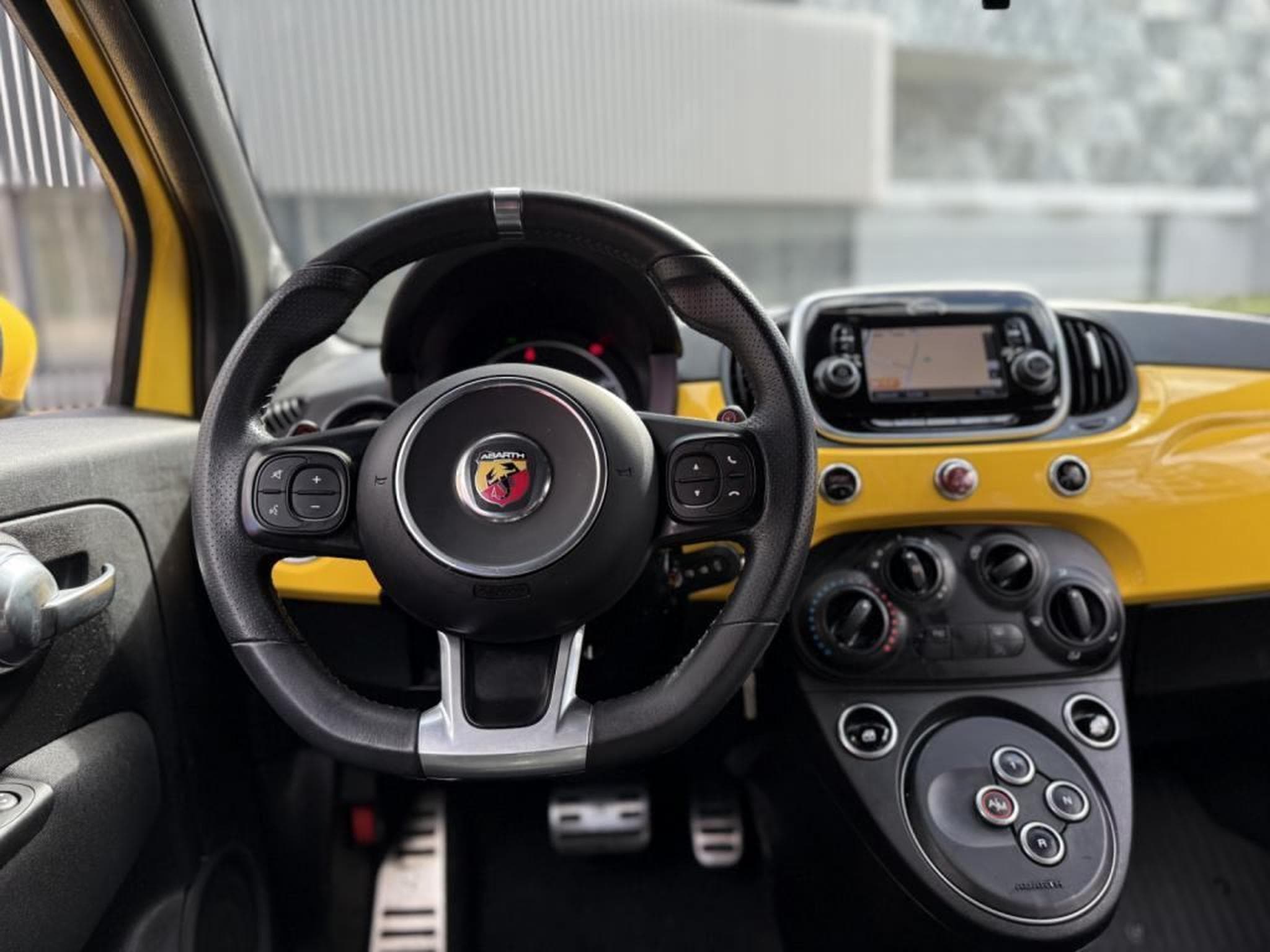 Abarth 595 Pista / 1.4 t-jet / Led / Automatique / (2019) - Photo 20
