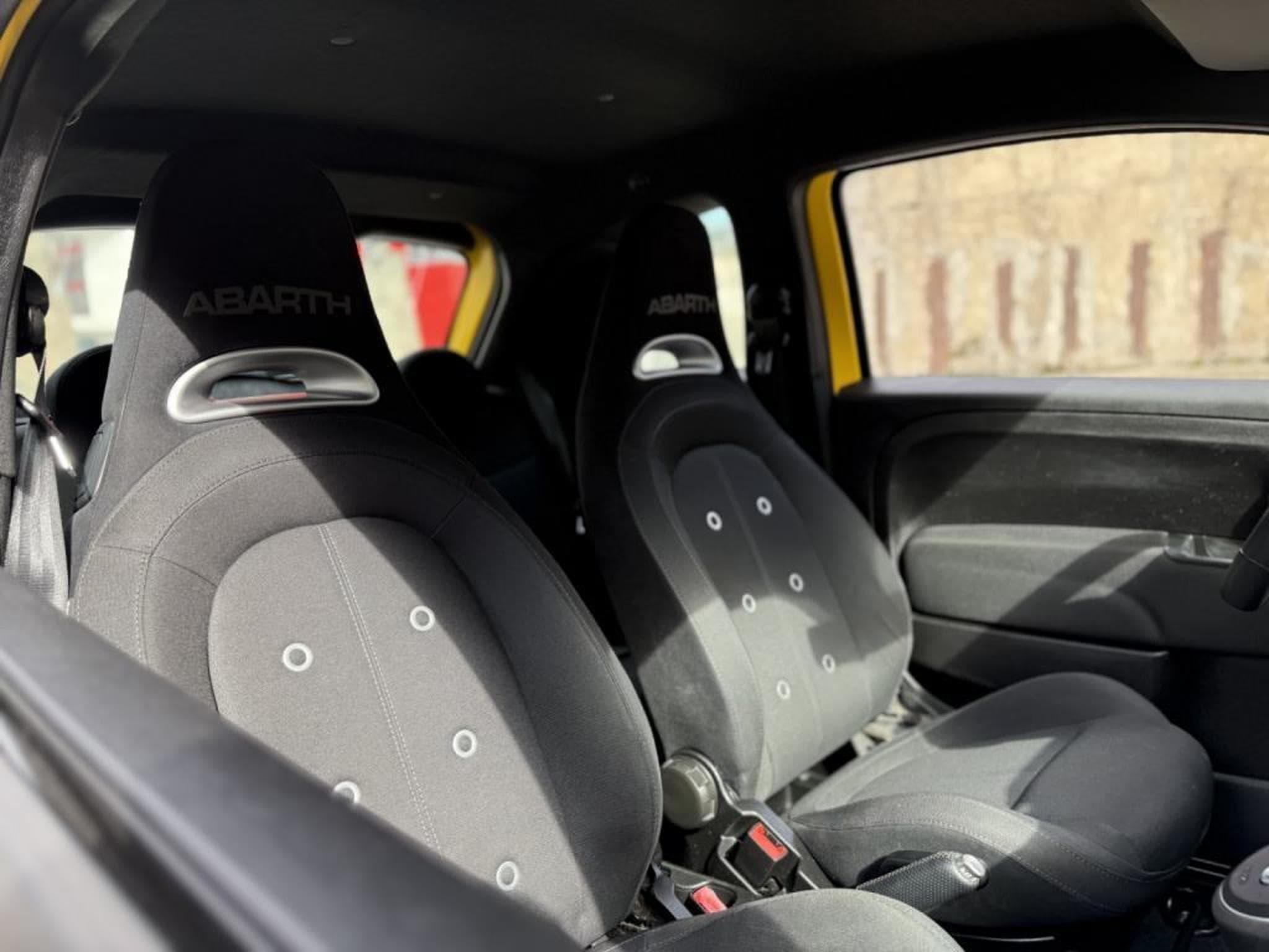 Abarth 595 Pista / 1.4 t-jet / Led / Automatique / (2019) - Photo 27