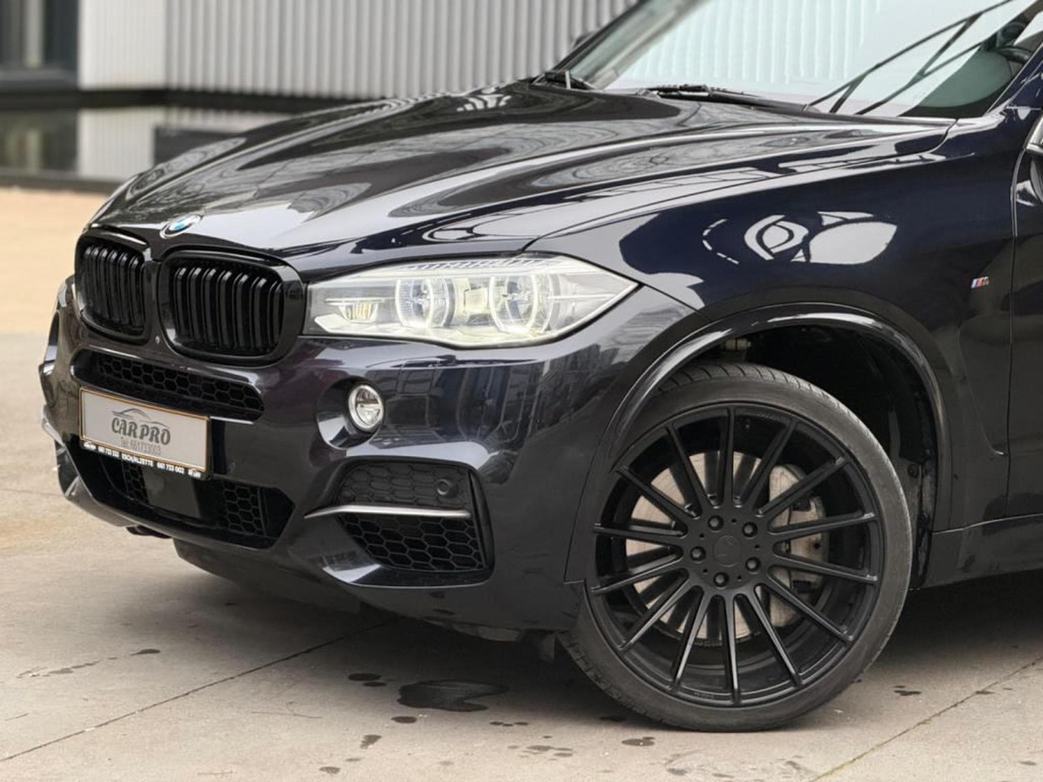 BMW X5 50D / Pack M / Camera 360 / 7 Places / (2015) - Photo 6