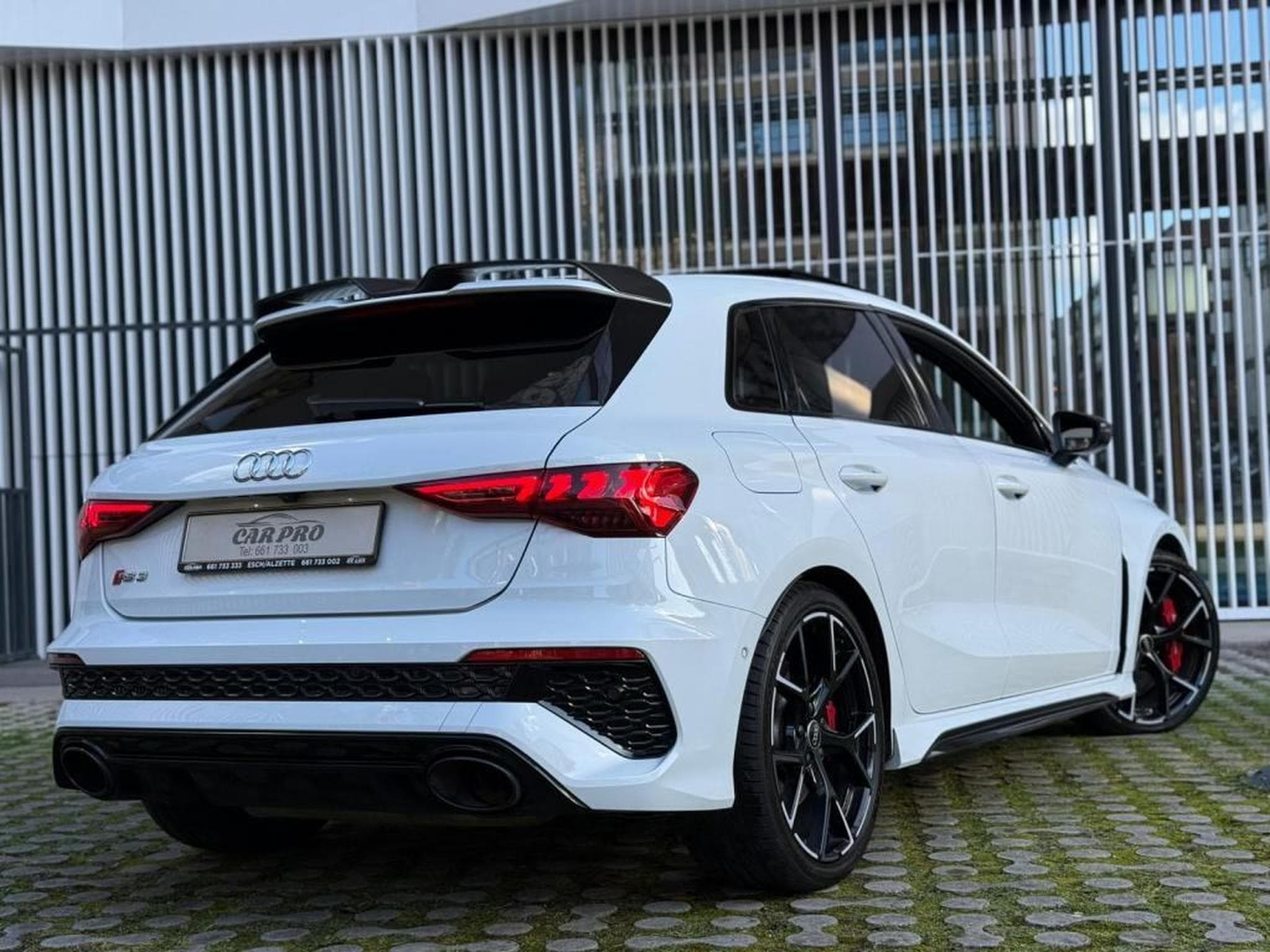 Audi RS3 Performance / Quttro / Freins Céramique / (2022) - Photo 7