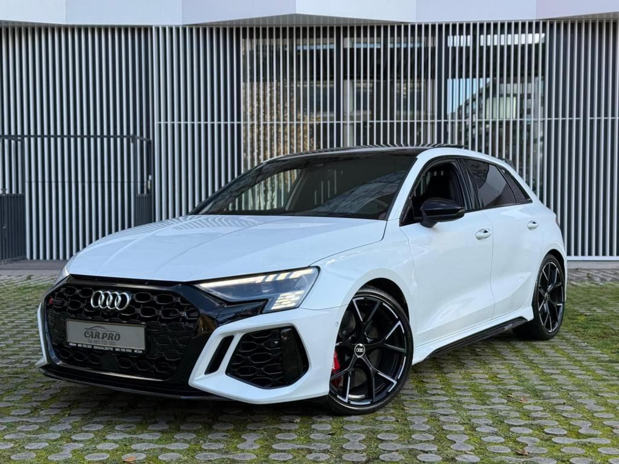 Audi RS3 Performance / Quttro / Freins Céramique / (2022) - Photo 1