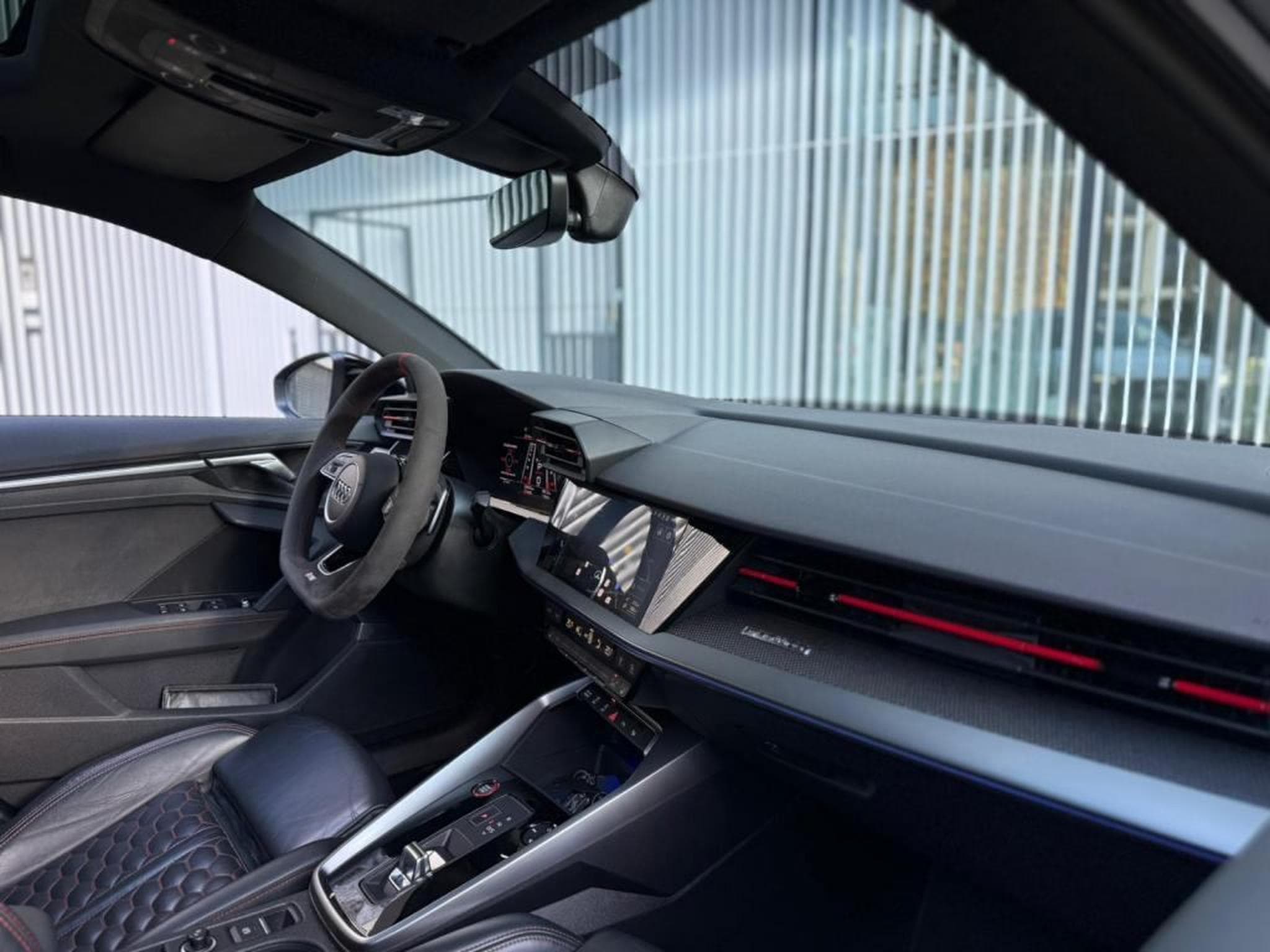 Audi RS3 Performance / Quttro / Freins Céramique / (2022) - Photo 22