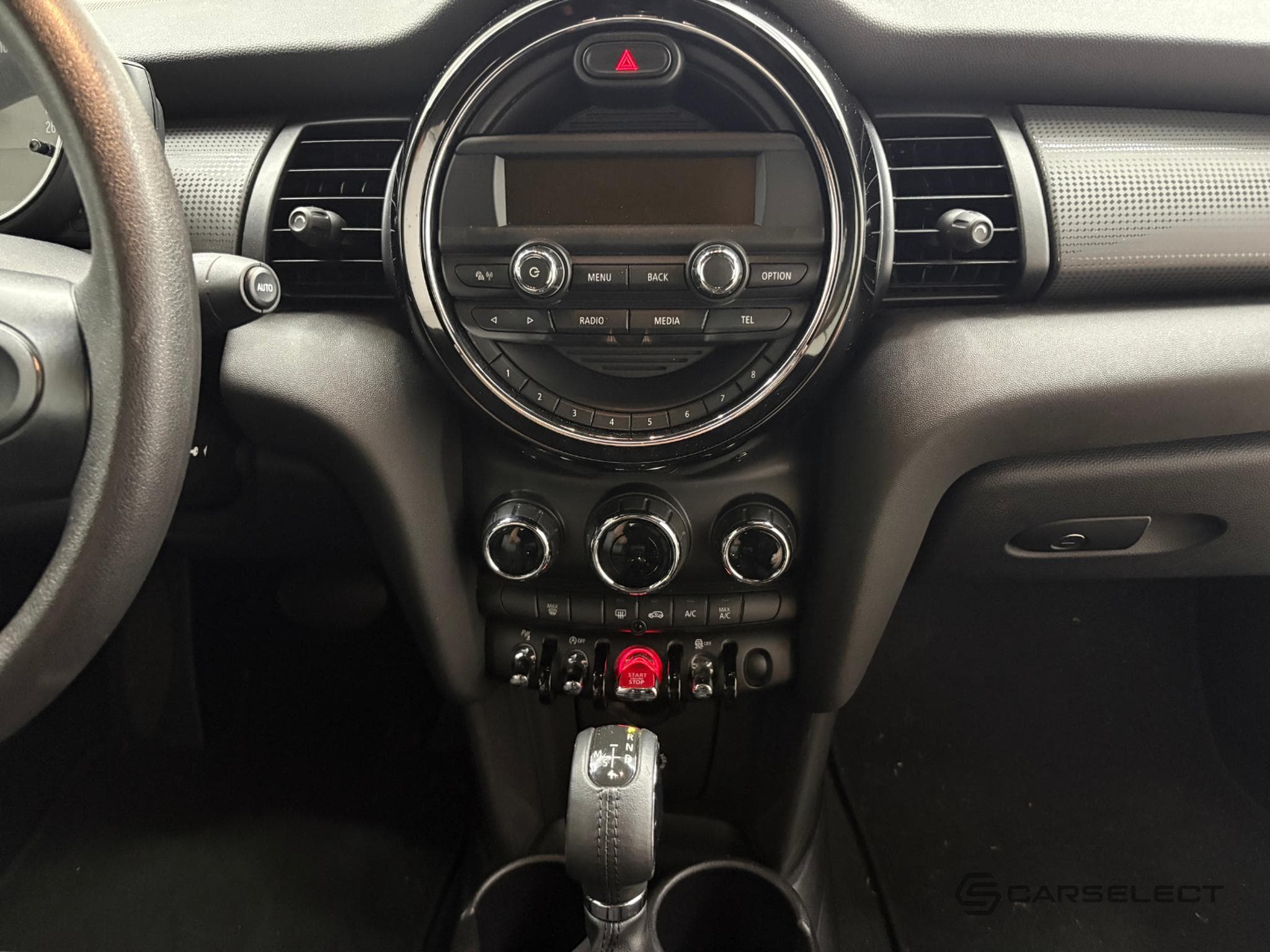 Mini Cabrio Cooper (2017) - Photo 6