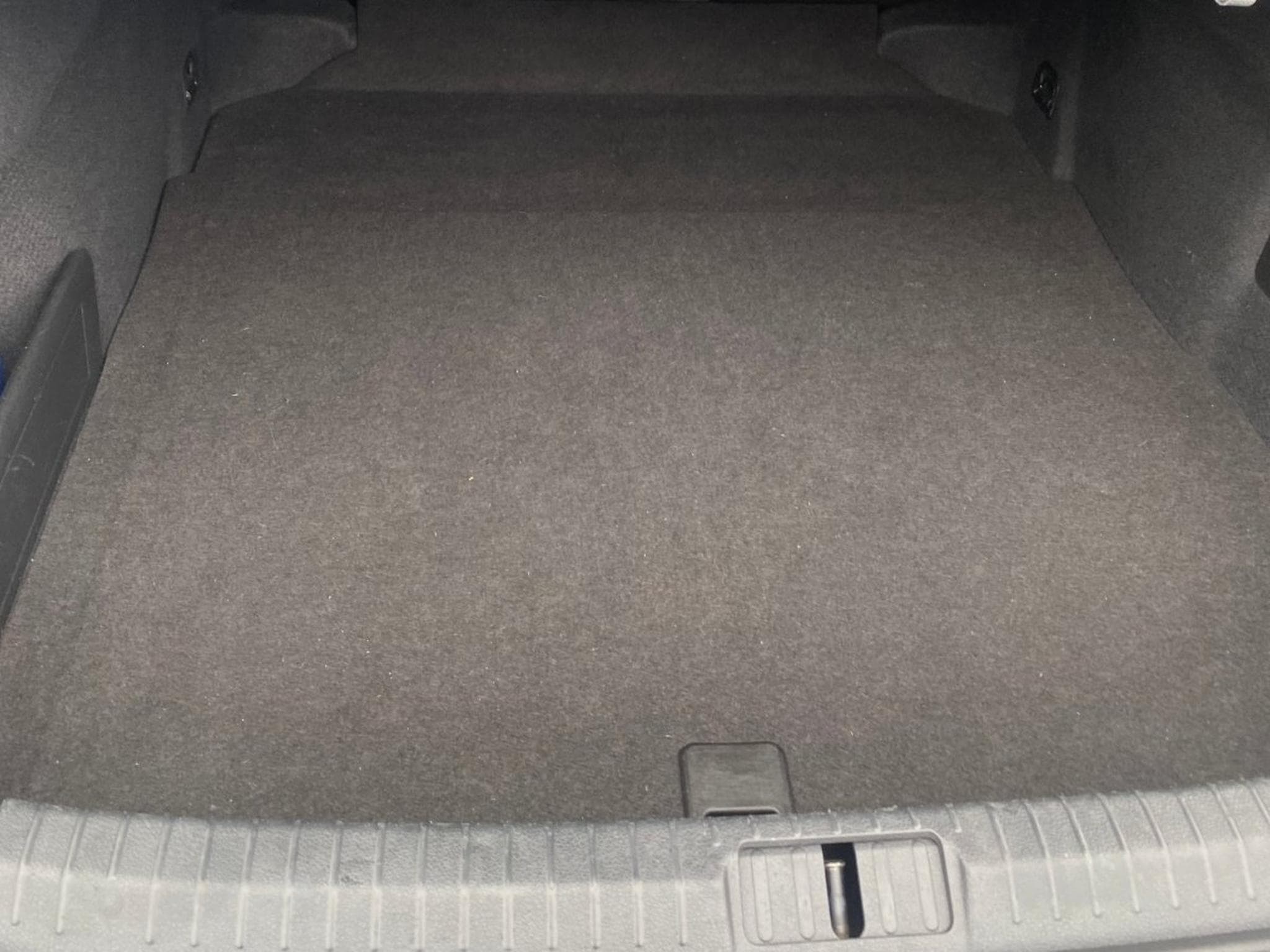 VW Passat COMFORTLINE (2018) - Photo 9