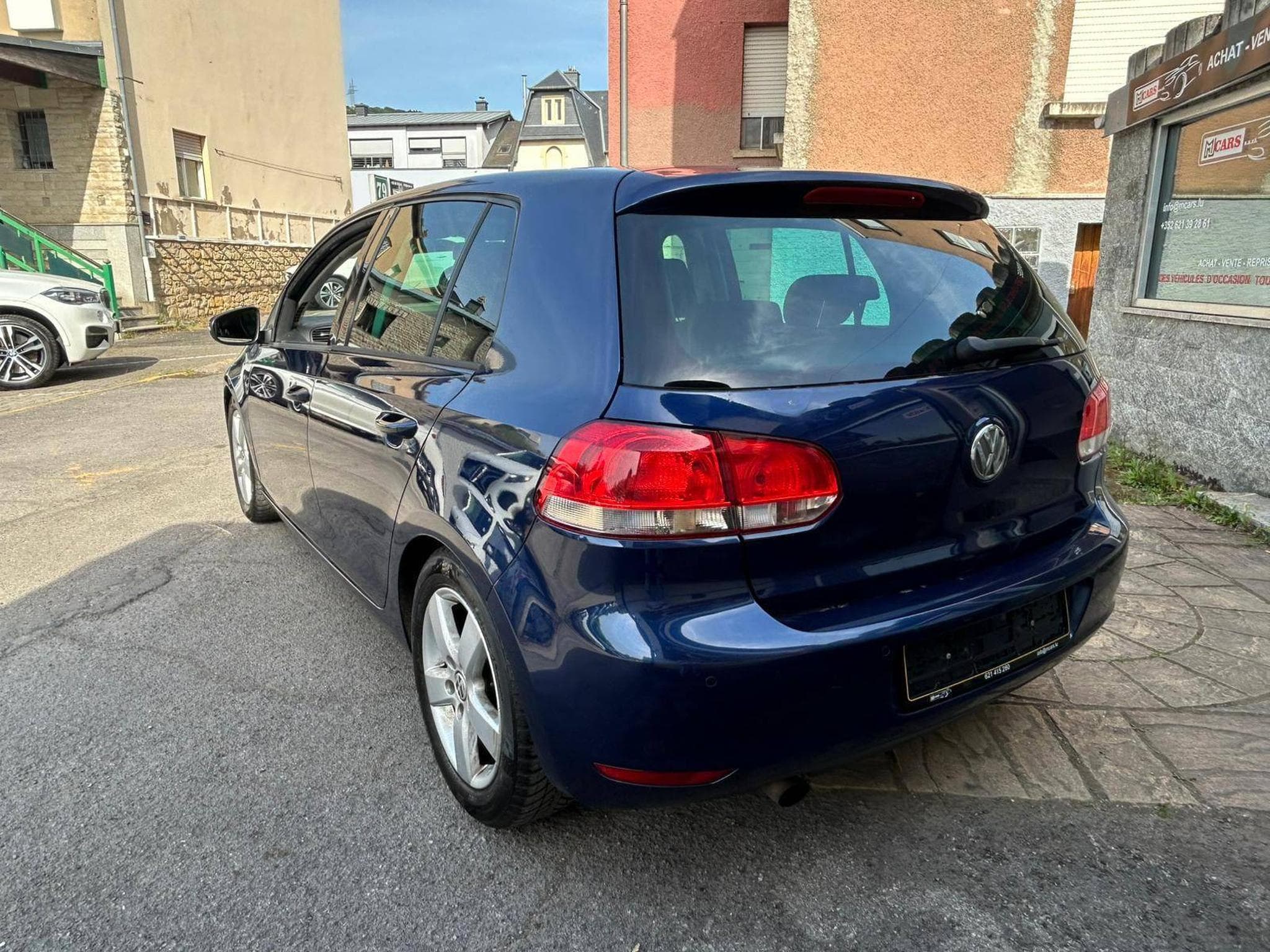 VW Golf VI 1.2 105cv 5 PORTES (2010) - Photo 3