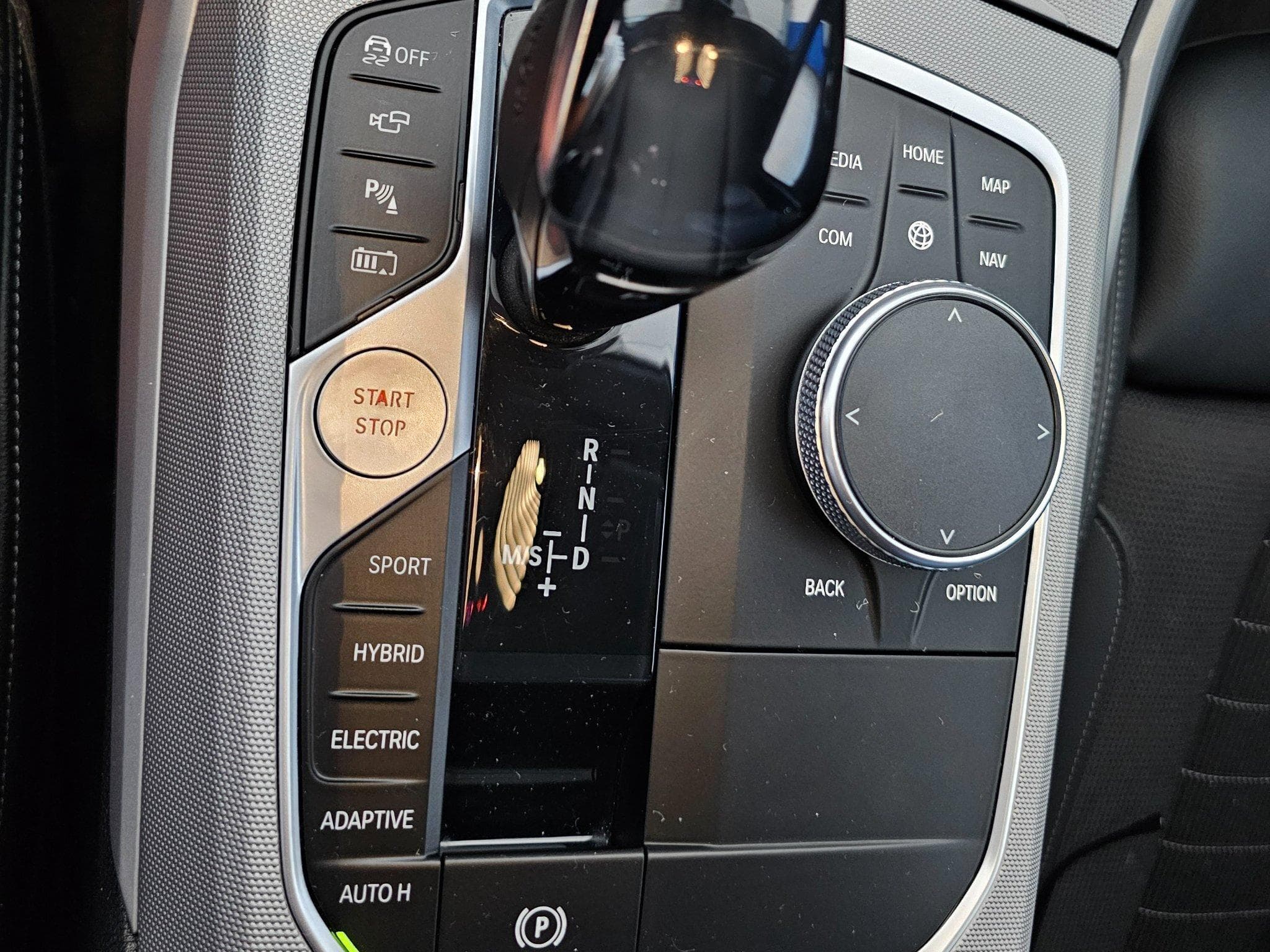BMW 330 Sport M / ACC/HK/360/Laser (2020) - Photo 10