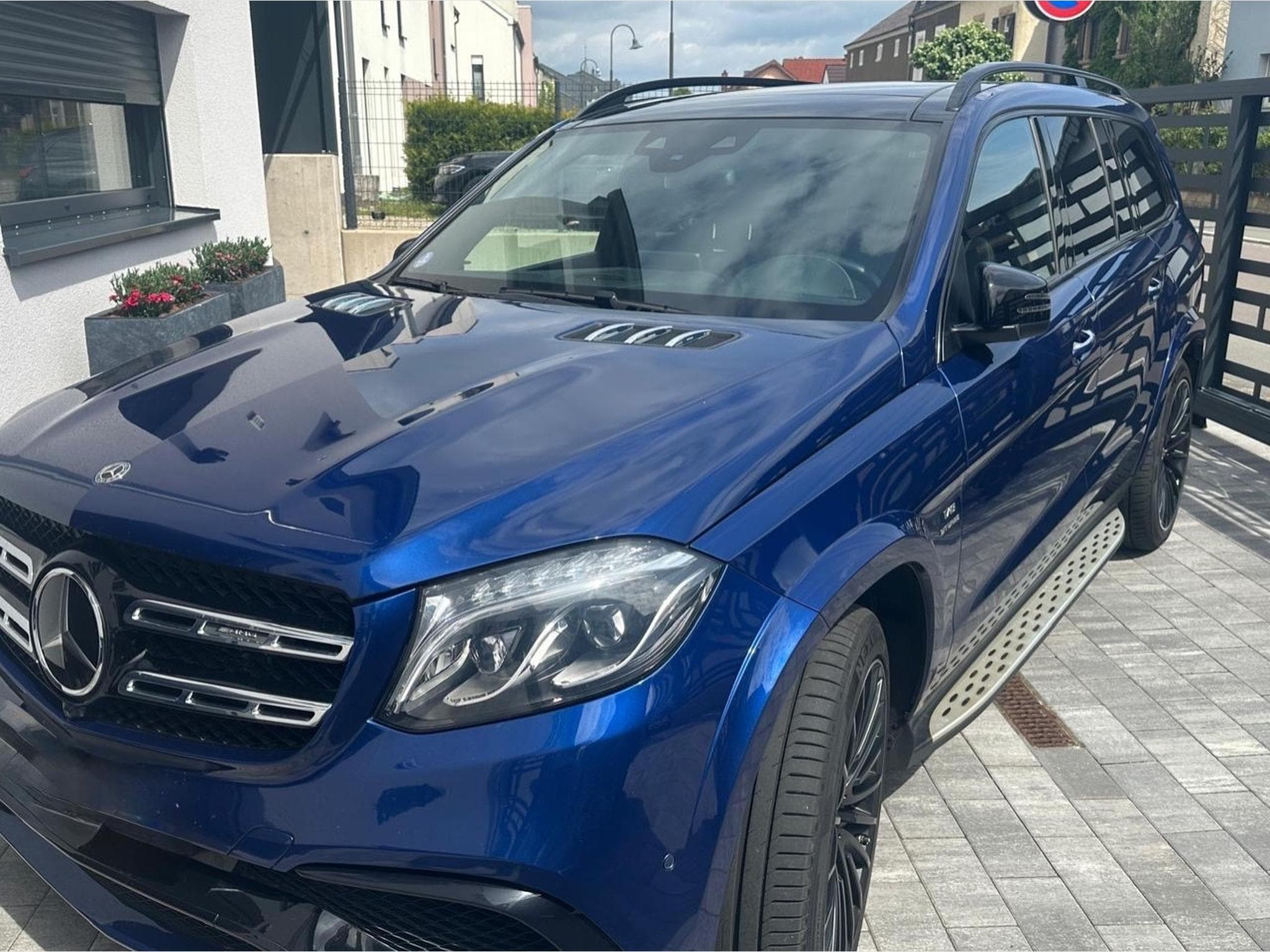 Mercedes GLS 63 AMG (2019) - Photo 9