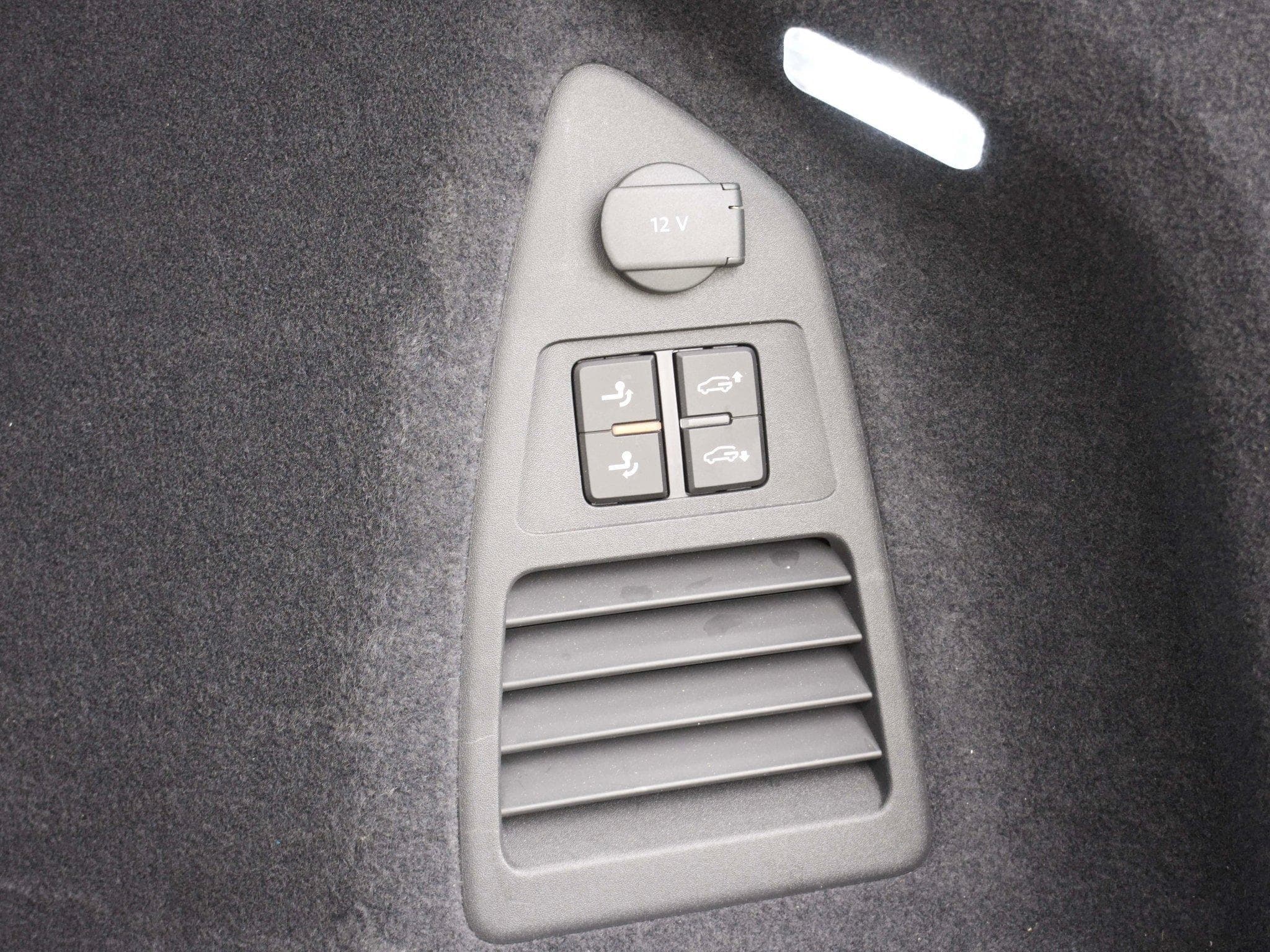 VW Touareg R-Line, Garantie 120'000 KM ou 04/2029 (2025) - Photo 14