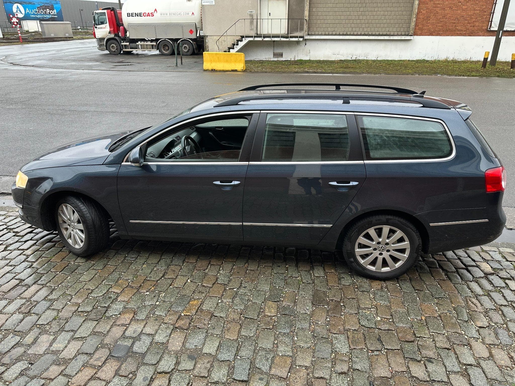 VW Passat Passat B6 2L 140ch (2008) - Photo 5