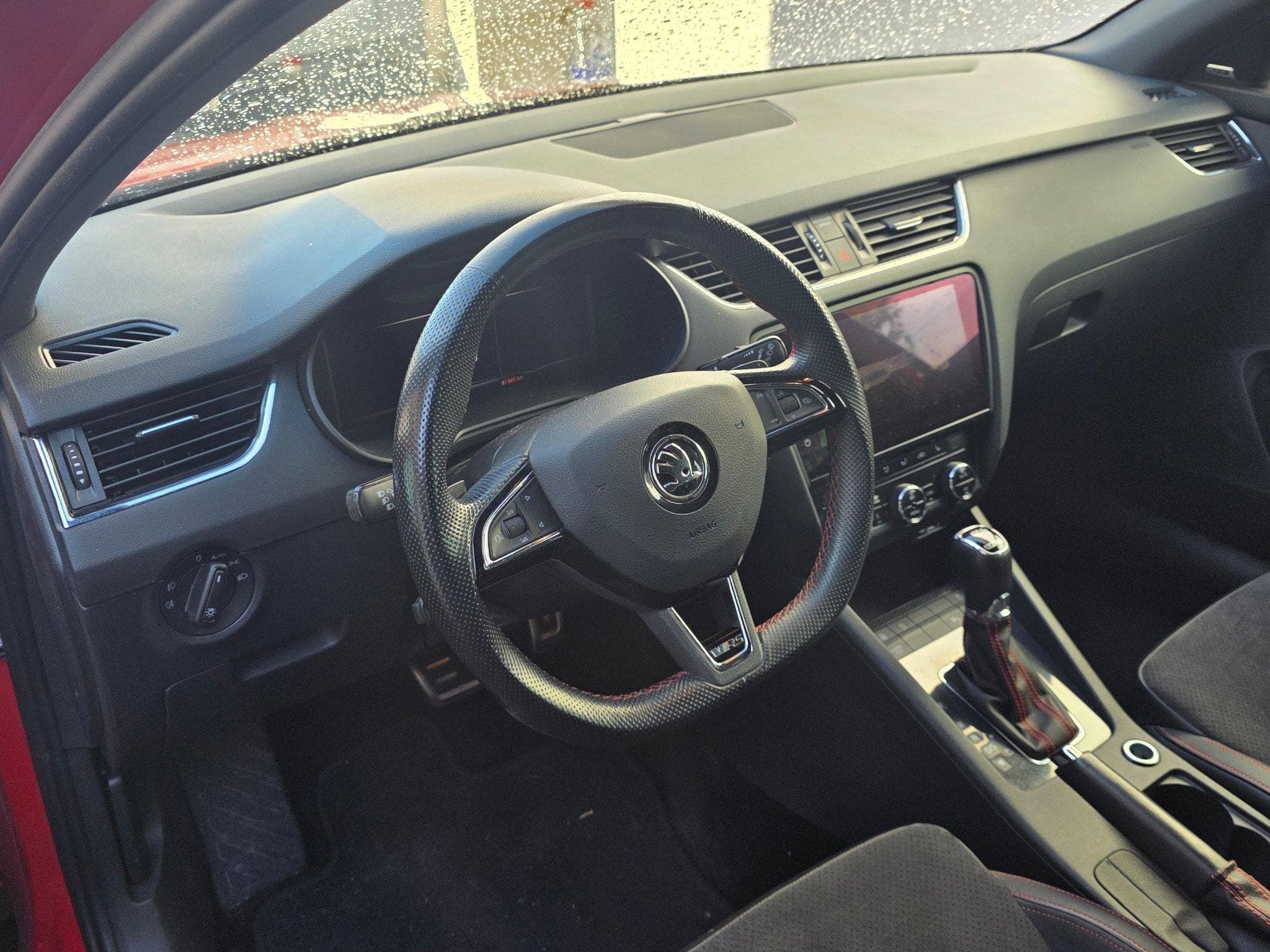 Skoda Octavia RS (2019) - Photo 3