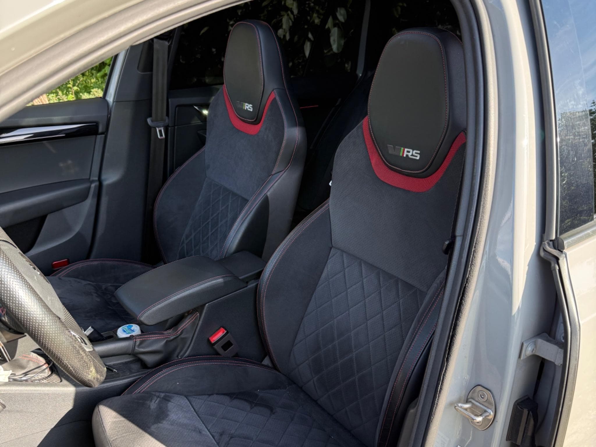 Skoda Octavia RS 245 (2018) - Photo 9