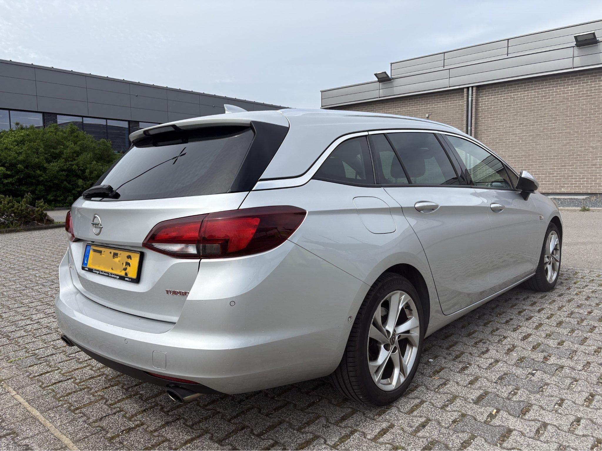 Opel Astra Astra 1.6 Turbo Start/Stop Sports Tourer (2017) - Photo 2