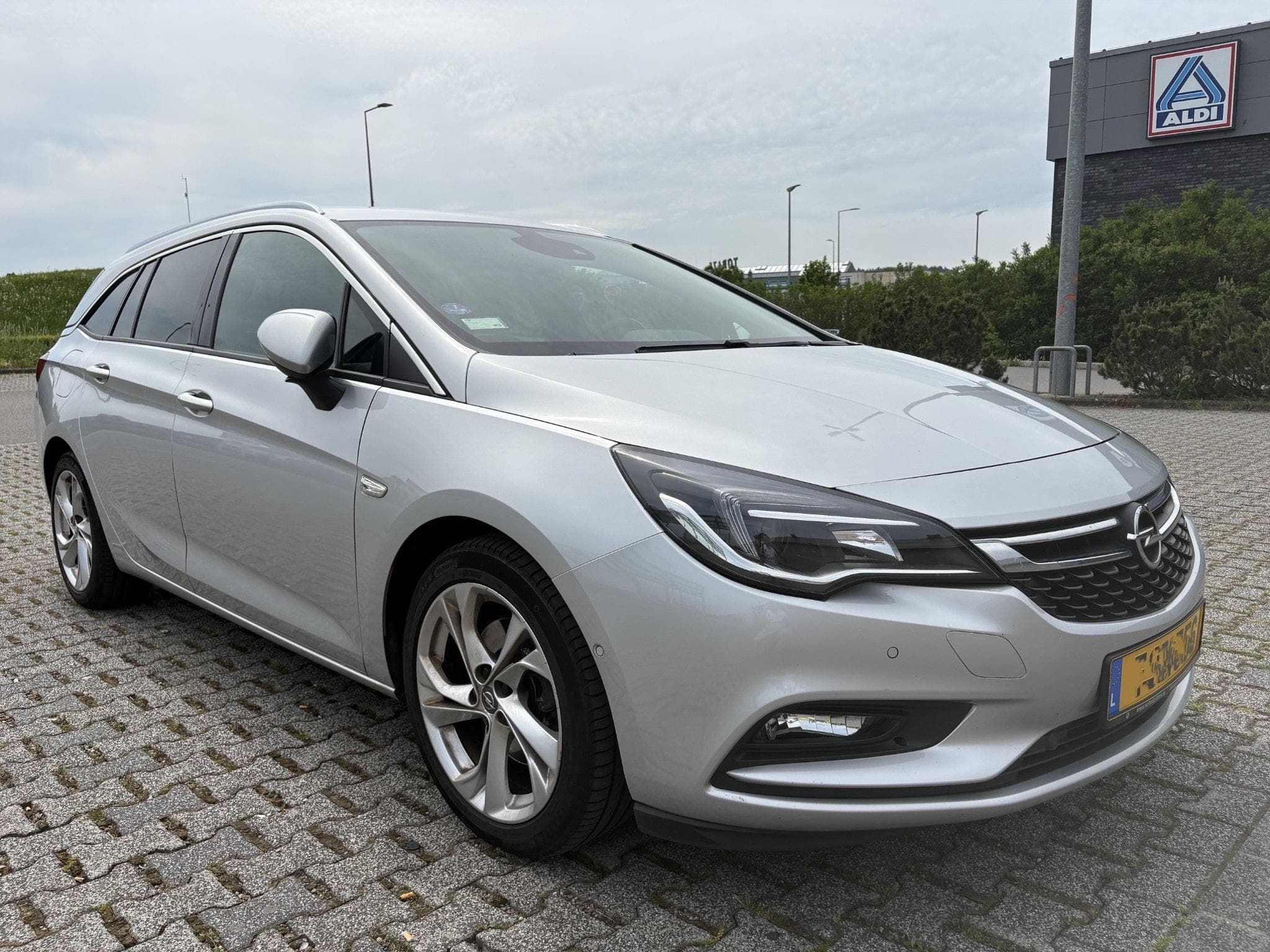 Opel Astra Astra 1.6 Turbo Start/Stop Sports Tourer (2017) - Photo 7