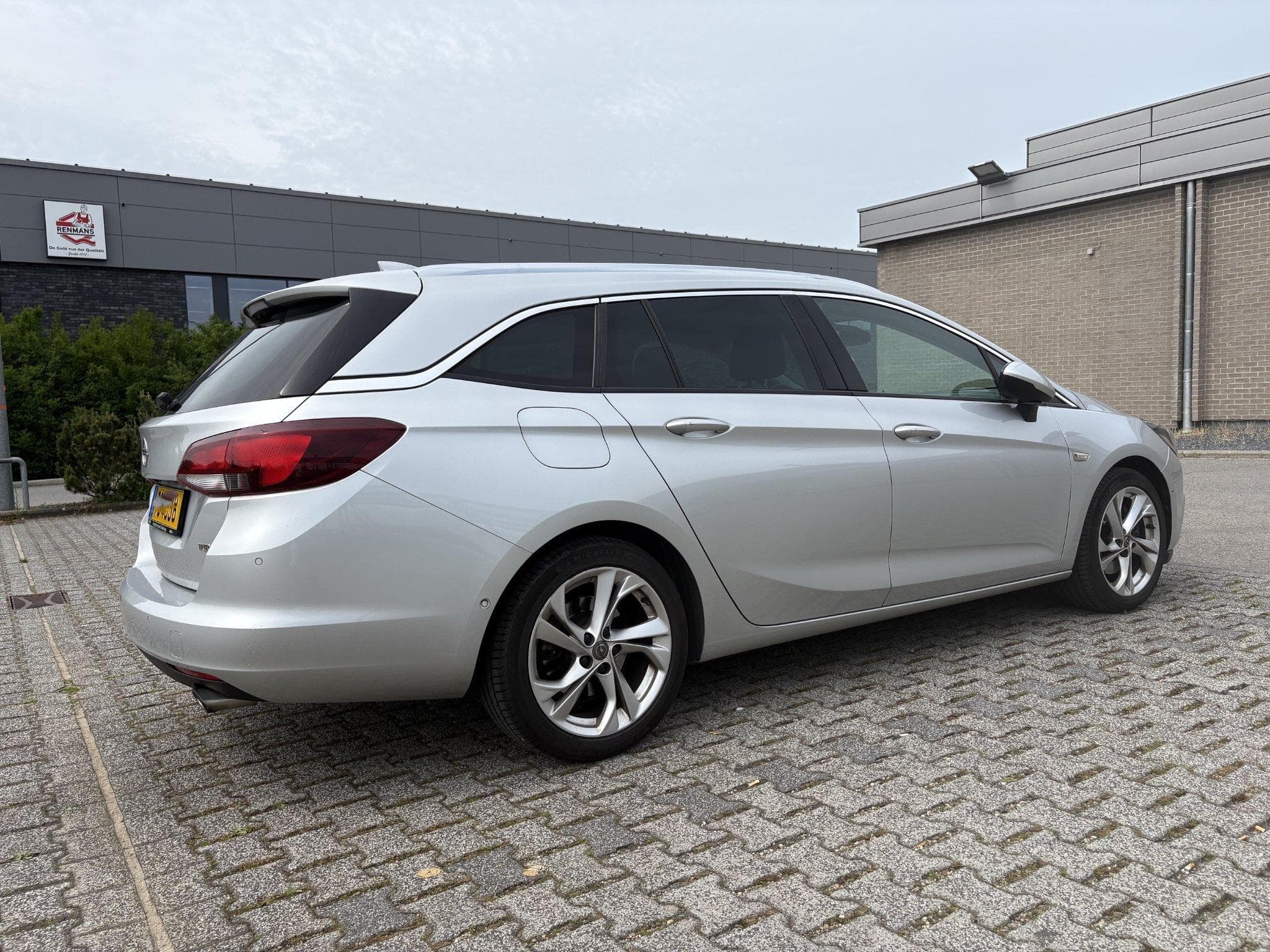 Opel Astra Astra 1.6 Turbo Start/Stop Sports Tourer (2017) - Photo 9