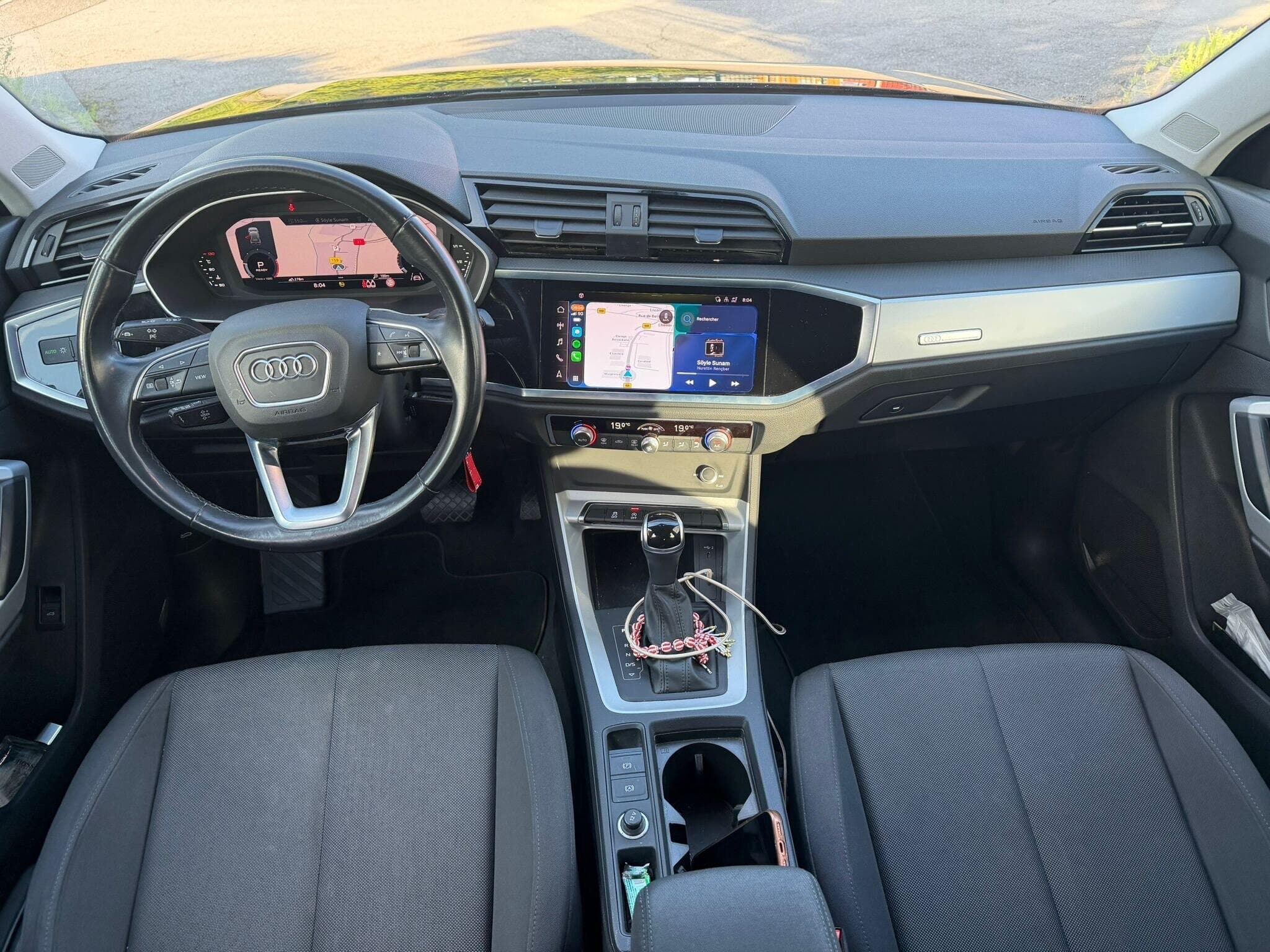 Audi Q3 35 Tdi 150ch Stronic Business Édition (2021) - Foto 3
