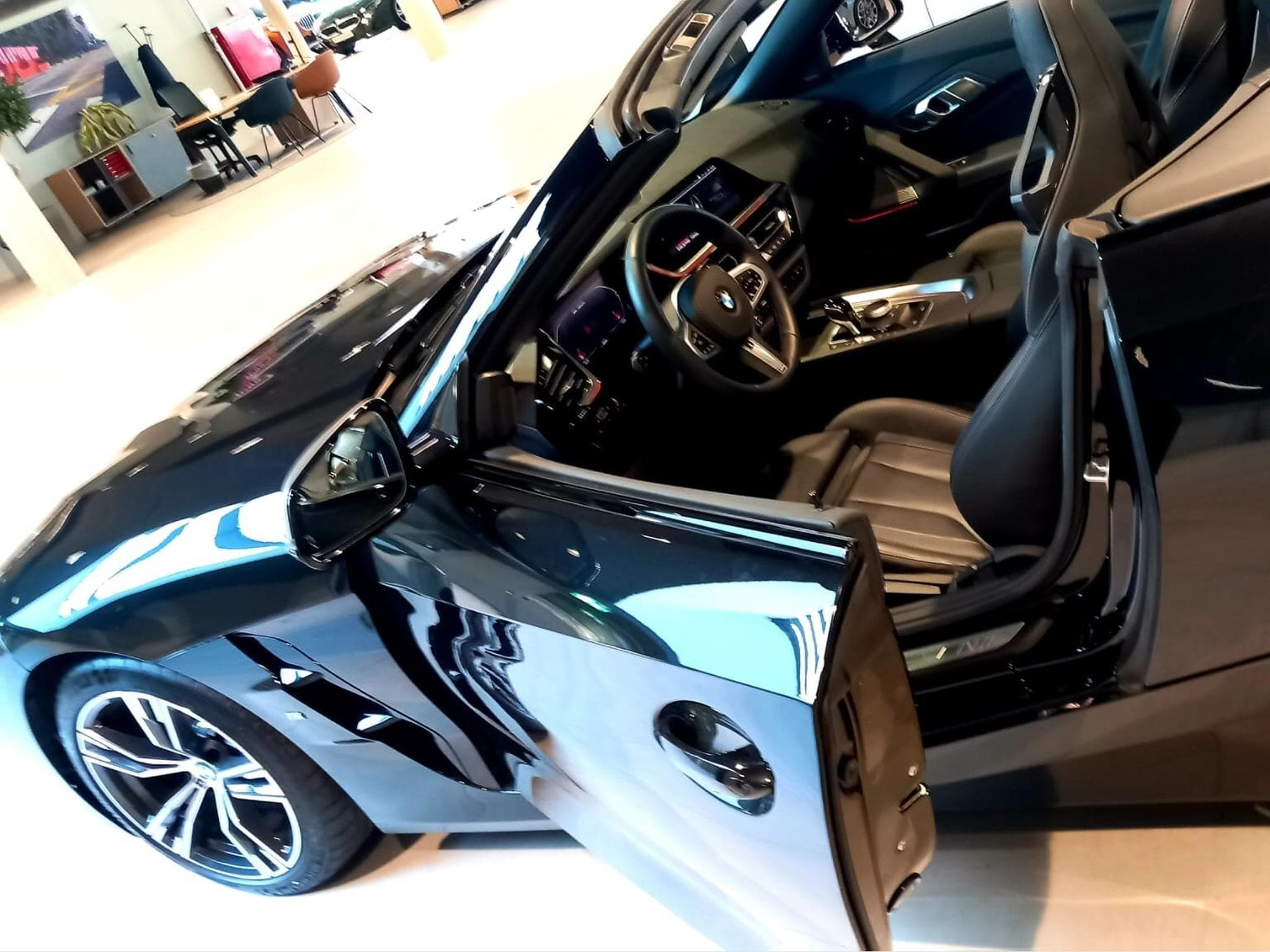 BMW Z4M BMW Z4 M40i Cabriolet 2025 (2025) - Photo 9