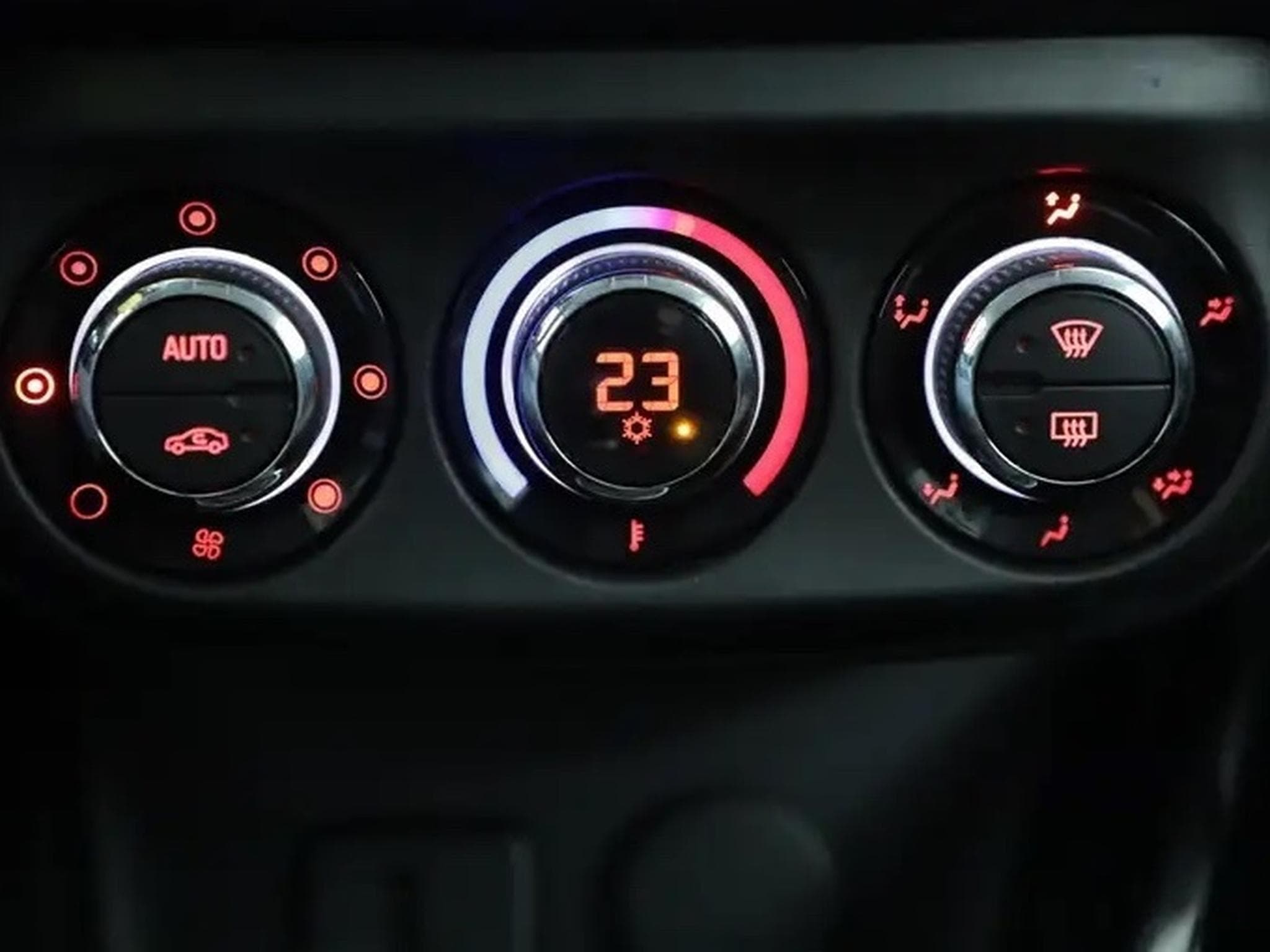 Opel Corsa 1.0 Turbo Start/Stop Innovation (2018) - Foto 7