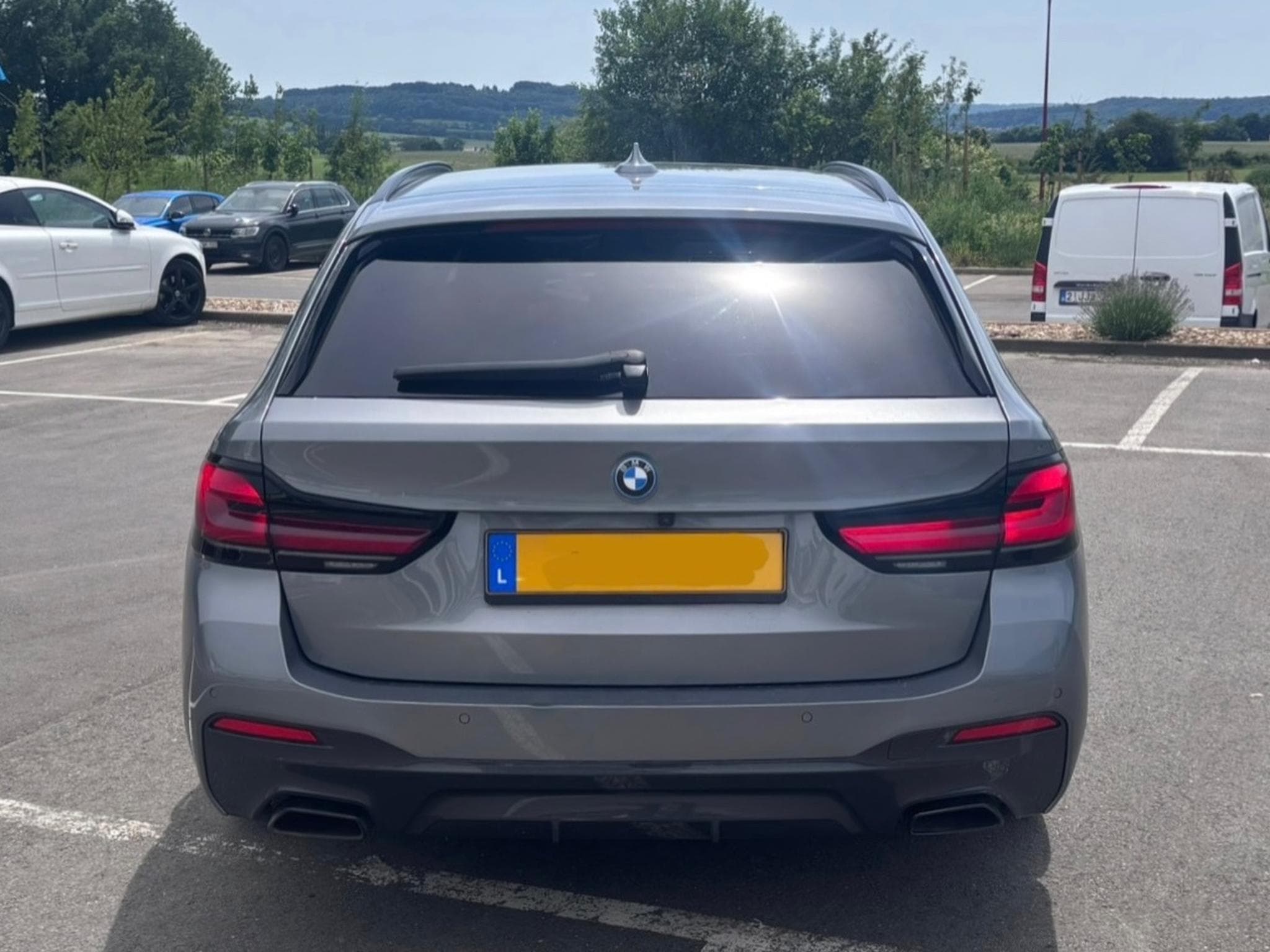 BMW 530 530e Touring Pack-M (2023) - Photo 3