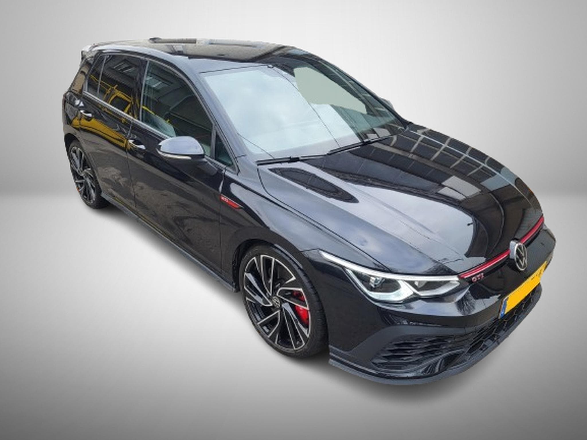 VW Golf VIII GTI Clubsport 2.0 TSI 300CV DSG7 (2021) - Photo 4