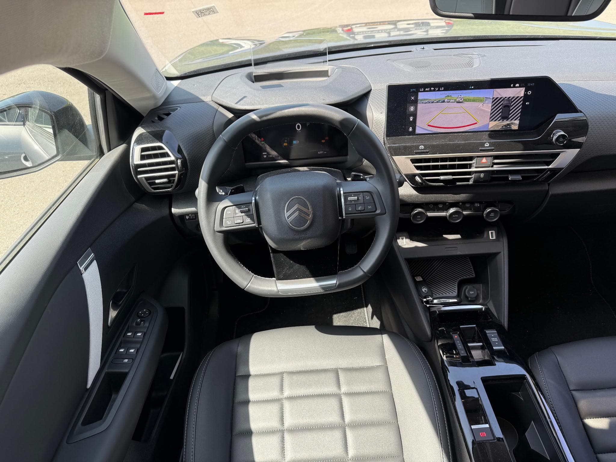 Citroën C4 1.2 HYBRID 145 E-DCS6 MAX (2025) - Photo 4