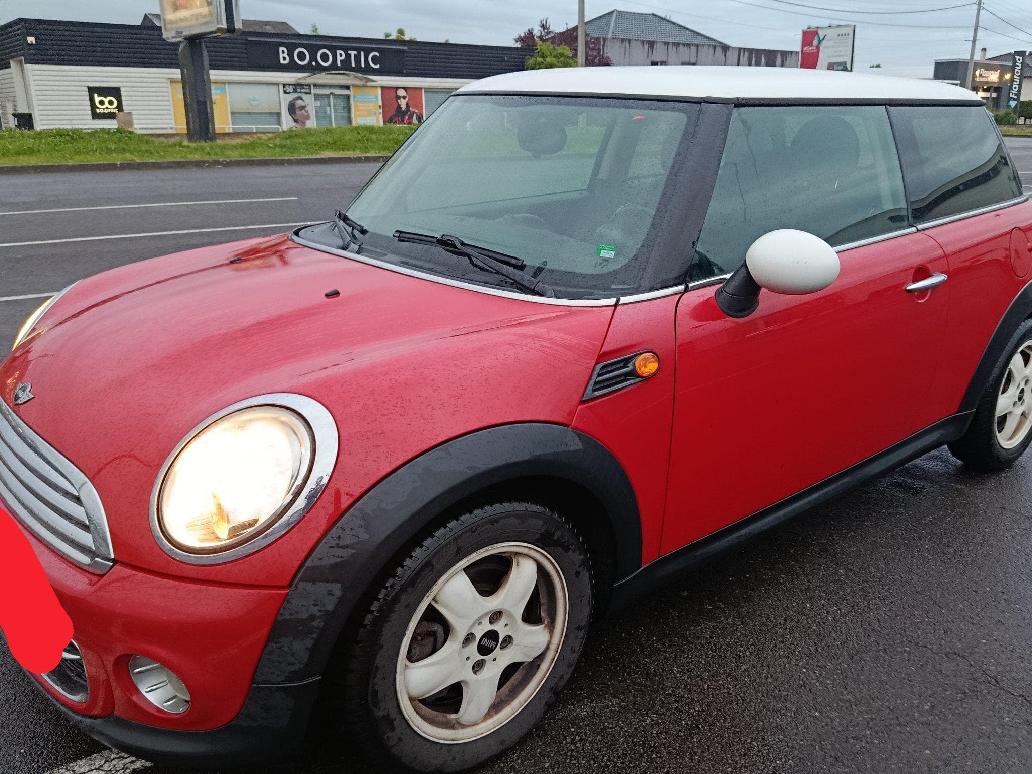 Mini Cooper (2011) - Photo 1