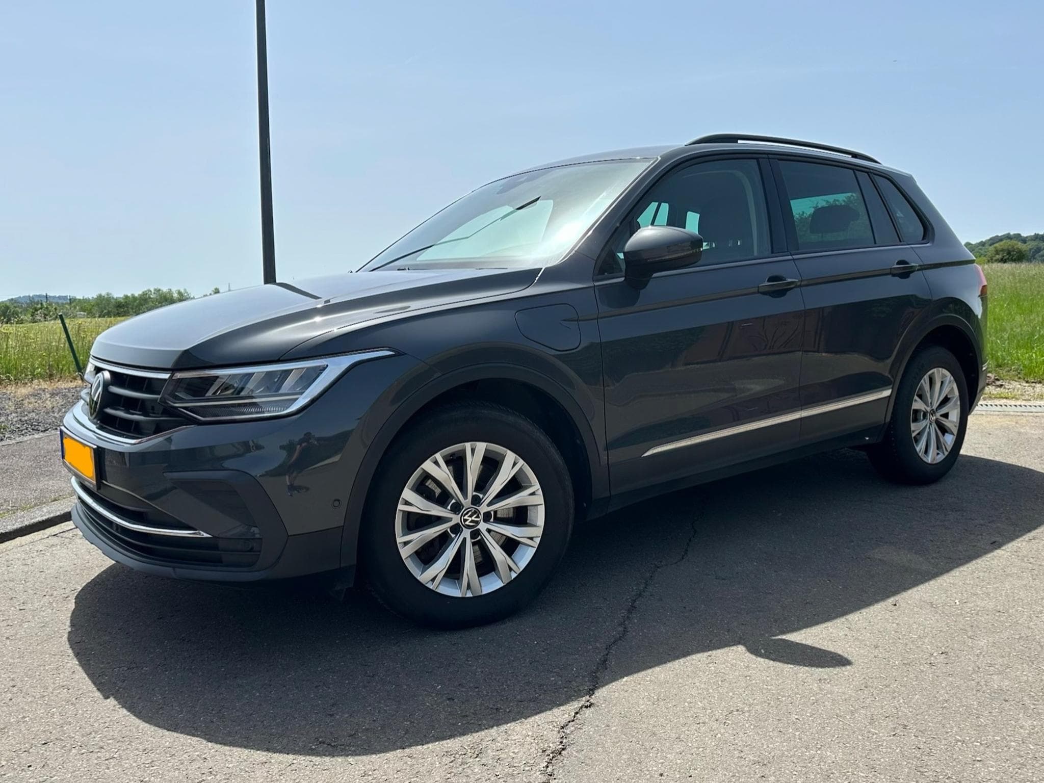 VW Tiguan eHybrid Life (2022) - Foto 1