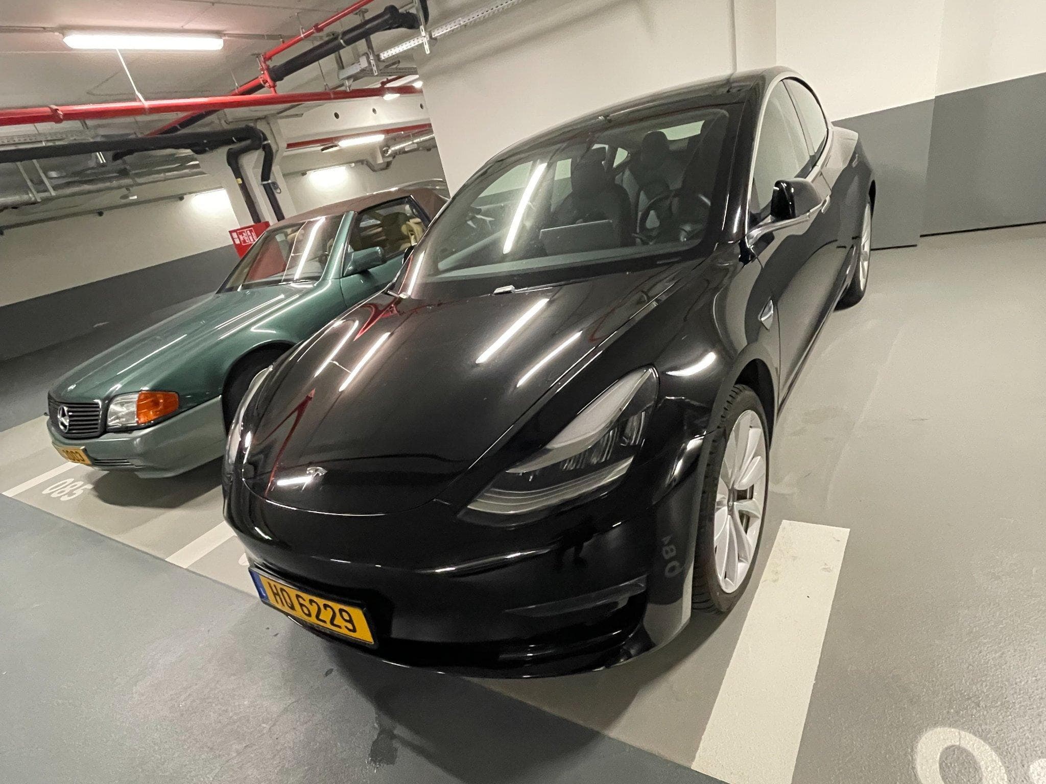 Tesla Model 3 (2020) - Photo 2