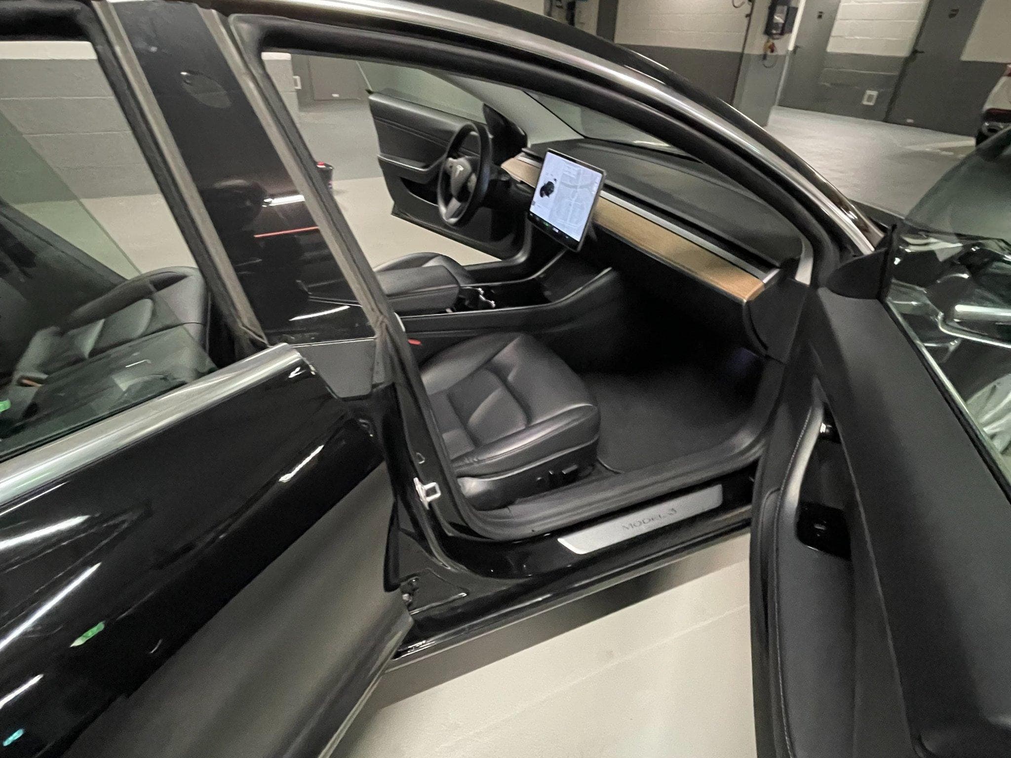 Tesla Model 3 (2020) - Photo 6
