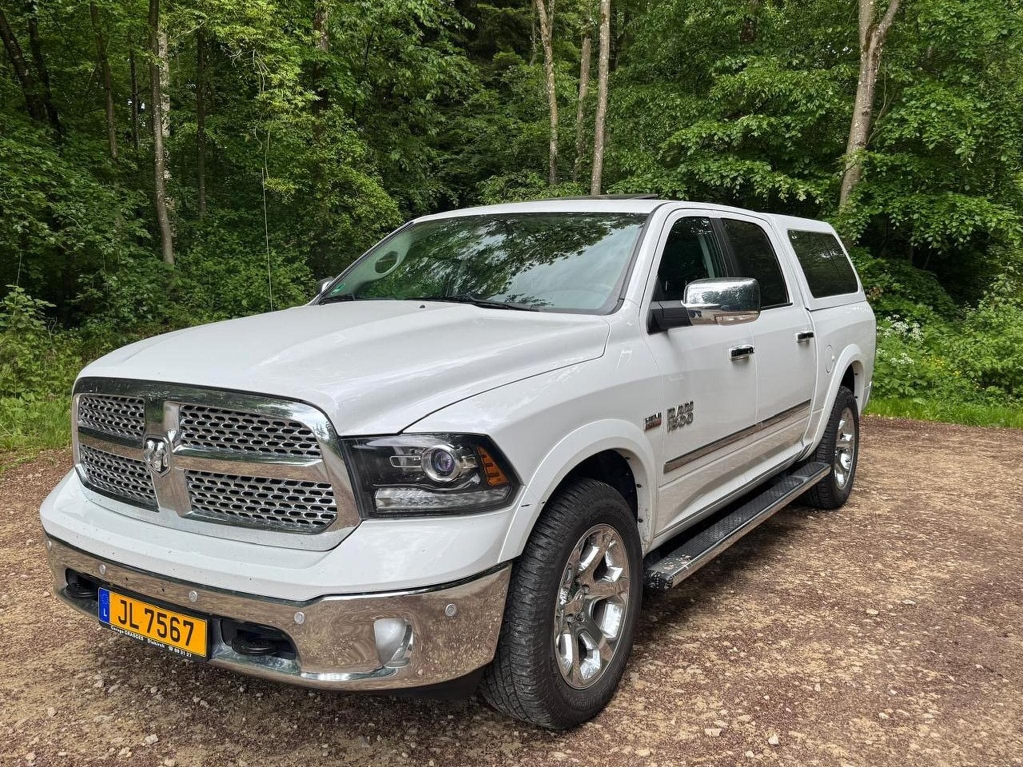 Dodge RAM 1500 Laramie (2016) - Foto 2