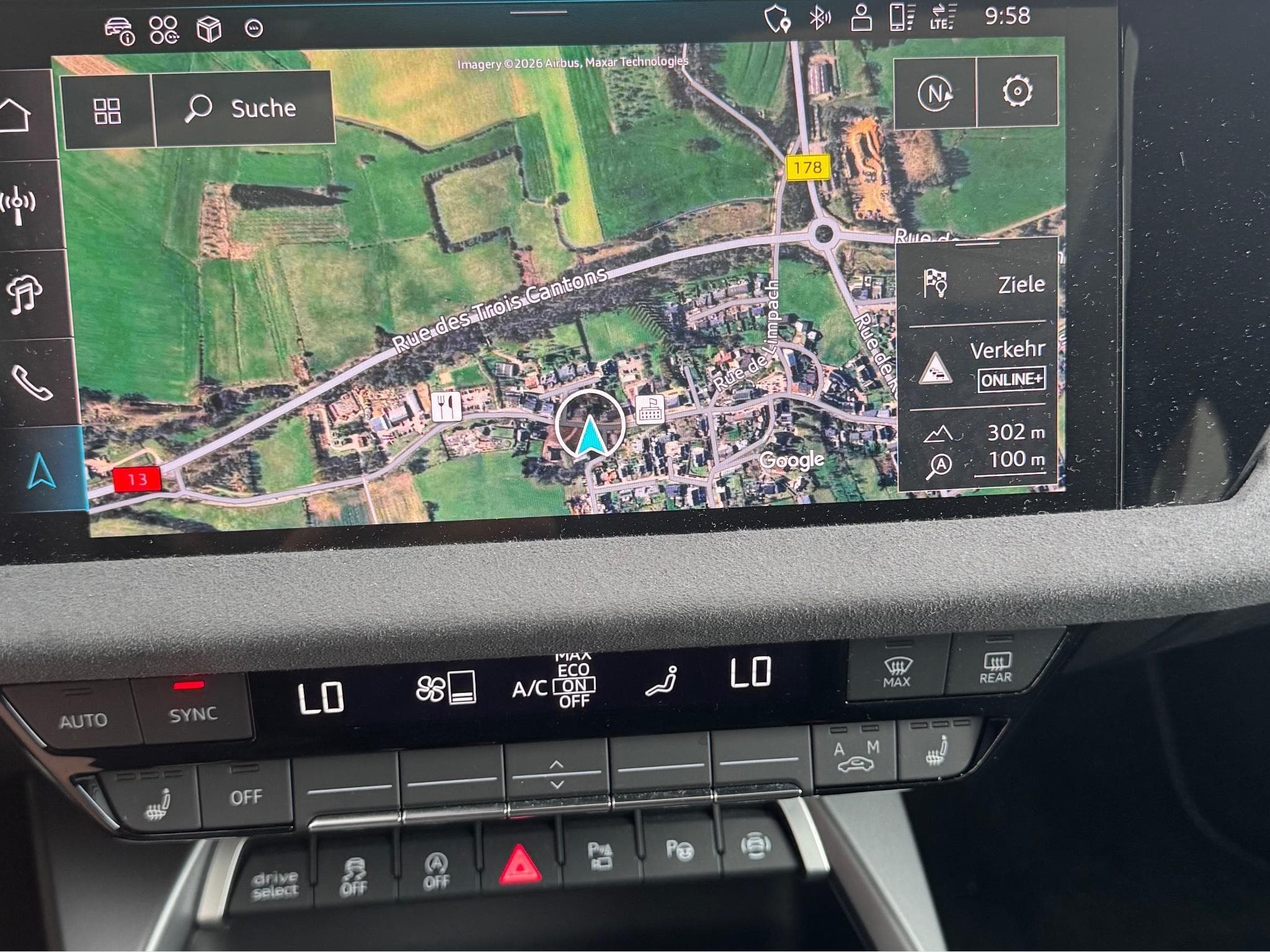 Audi S3 Sportback (2024) - Photo 9