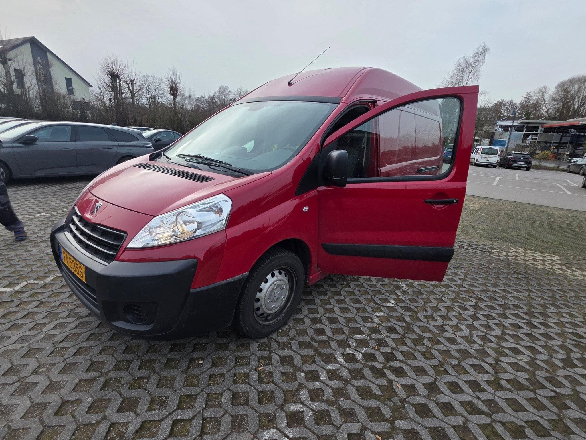 Peugeot Expert (2015) - Foto 1