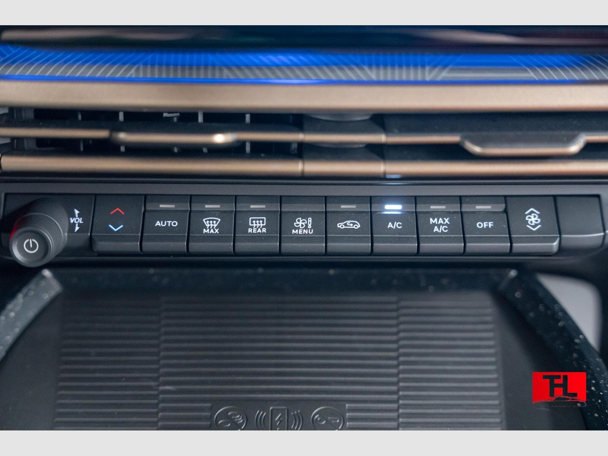 Lancia Ypsilon LX 54kWh ACC/Camera New Condition (2025) - Foto 11