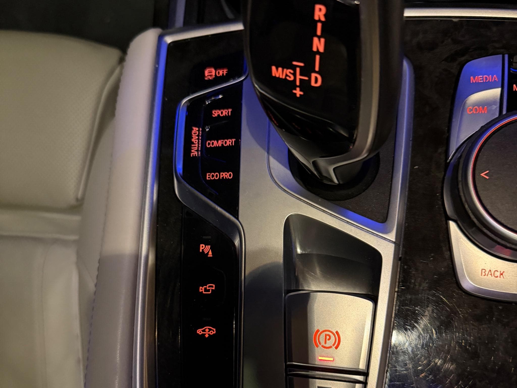 BMW 730 Sport M (2022) - Foto 5