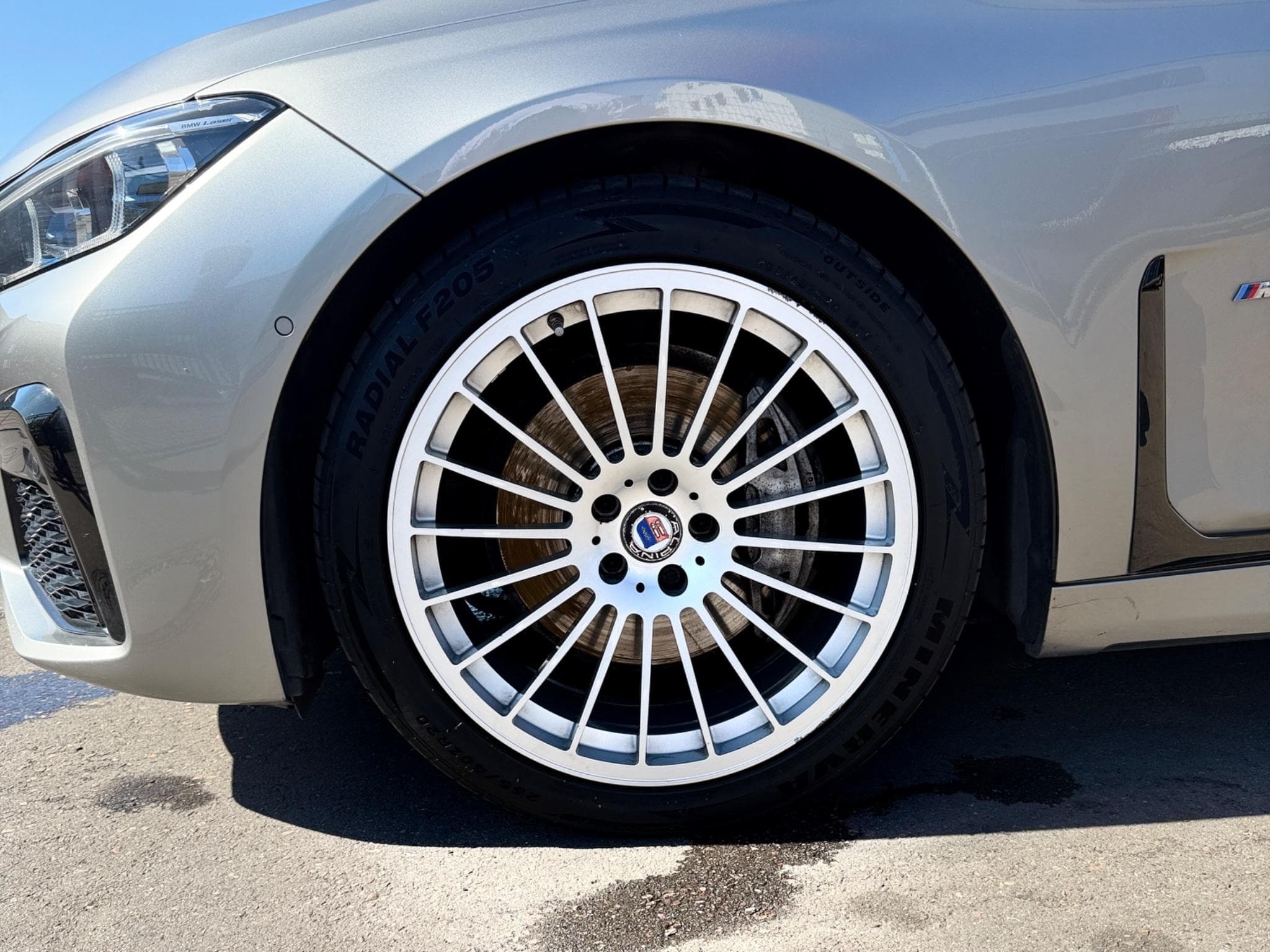 BMW 730 M Sport (2022) - Foto 3