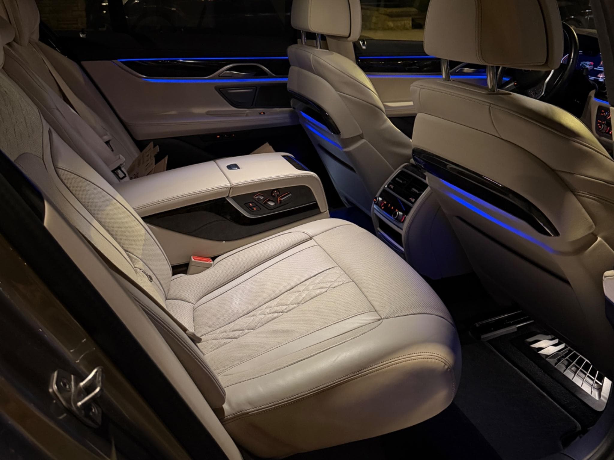 BMW 730 M Sport (2022) - Foto 6