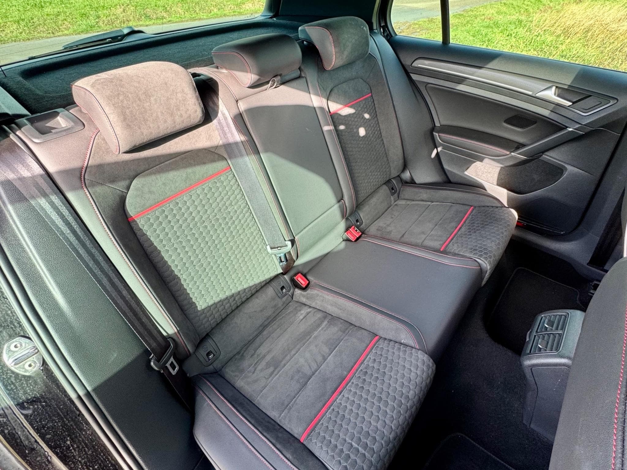 VW Golf VII GTI Performance (2019) - Foto 4