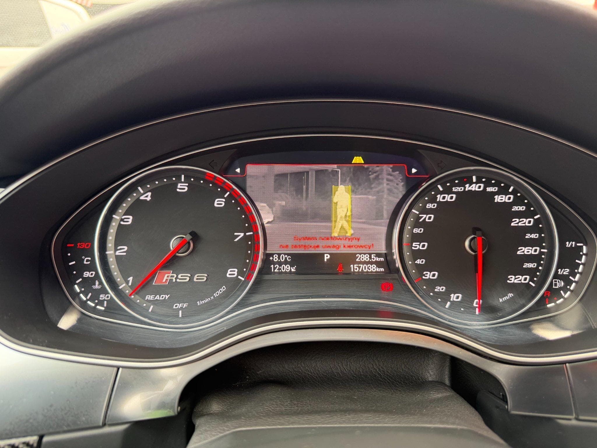 Audi RS6 Dynamic+ (2018) - Photo 4