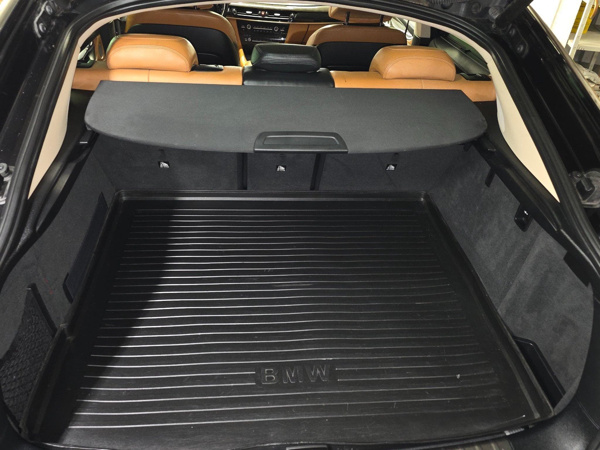 BMW X6 Invidulal x6 (2015) - Photo 13