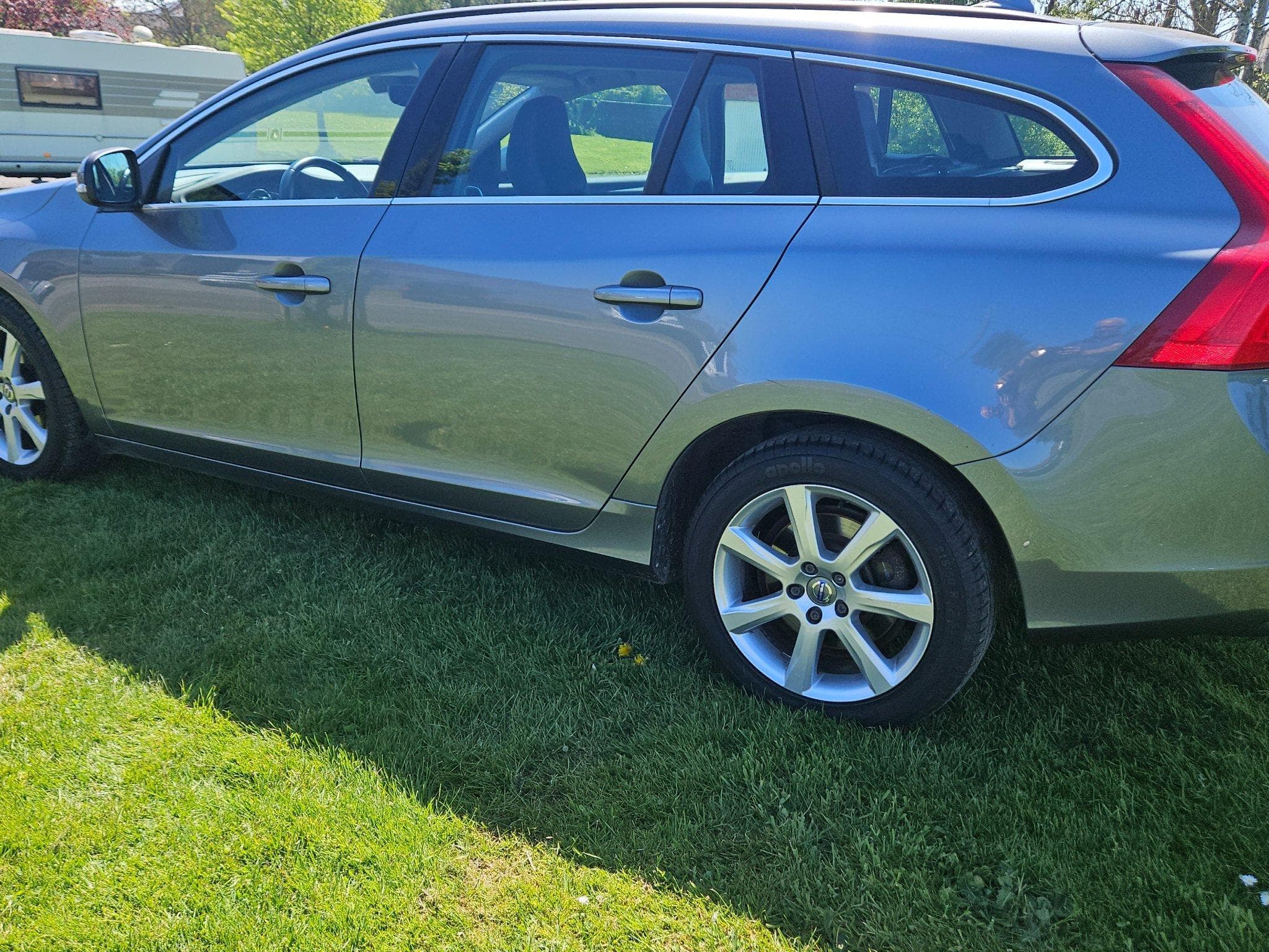 Volvo V60 SUMMUM (2017) - Photo 7