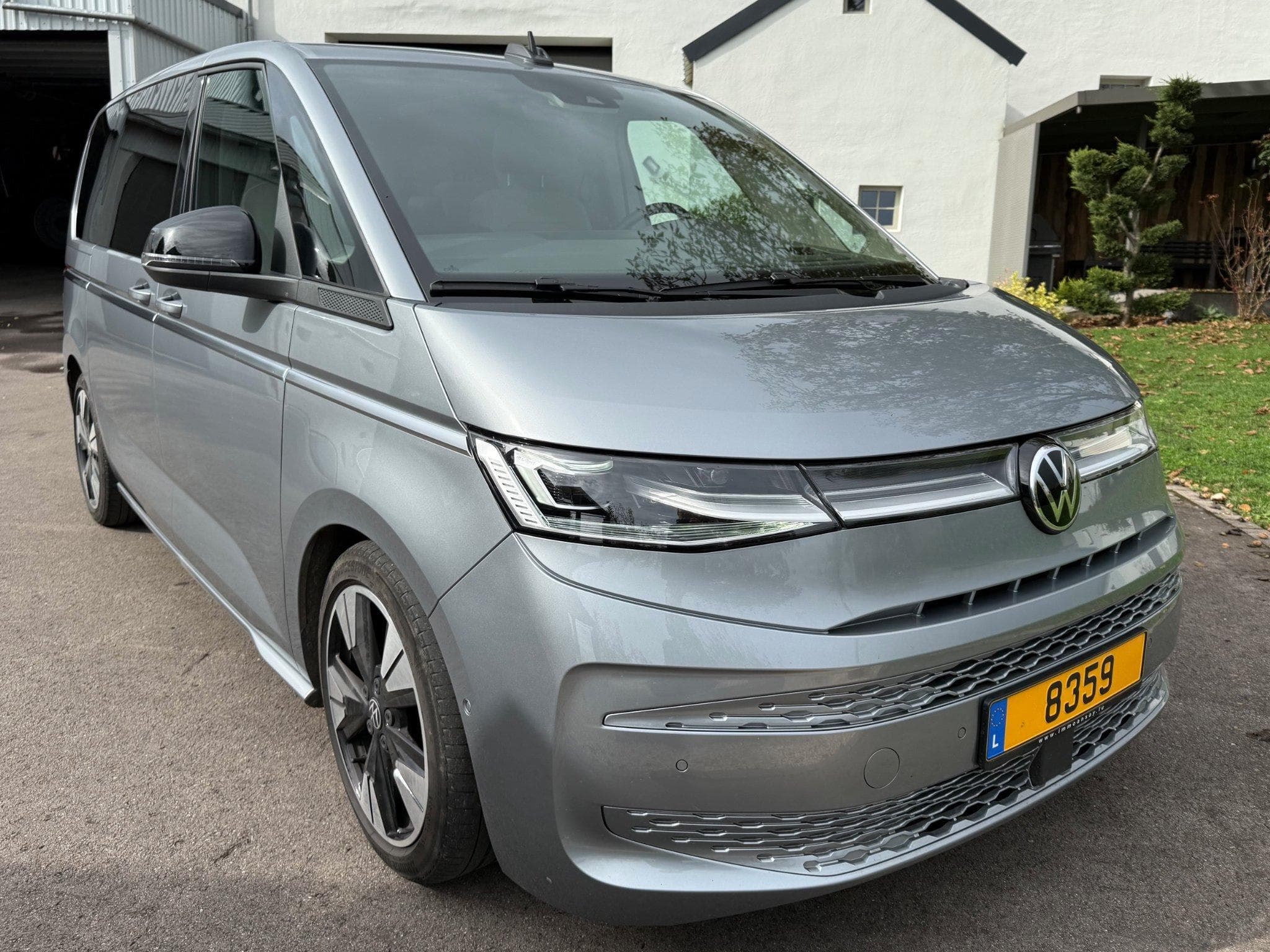 VW T7 Style (2024) - Photo 1