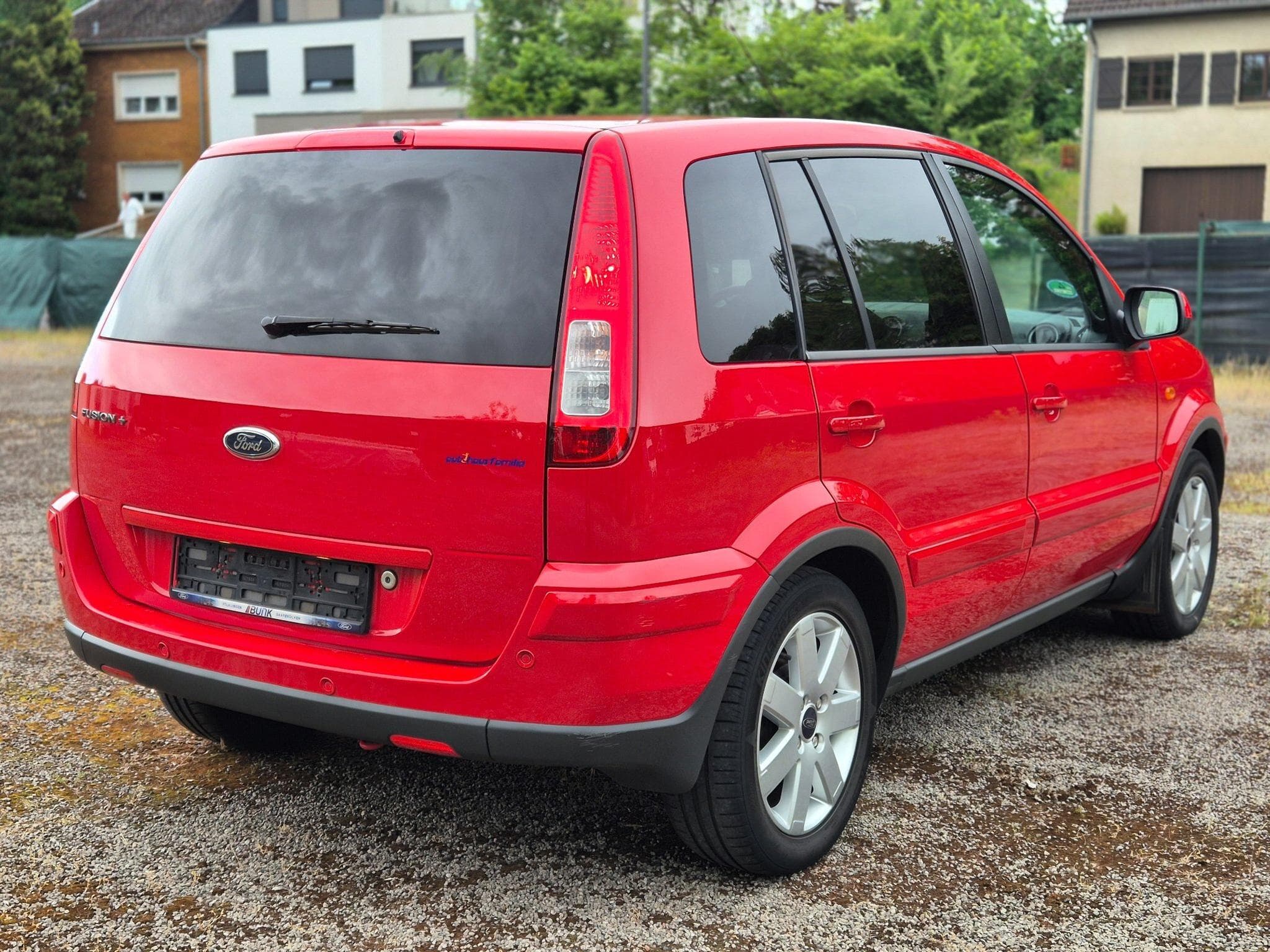 Ford Fusion + 1.6- 1ère main !! (2010) - Foto 2