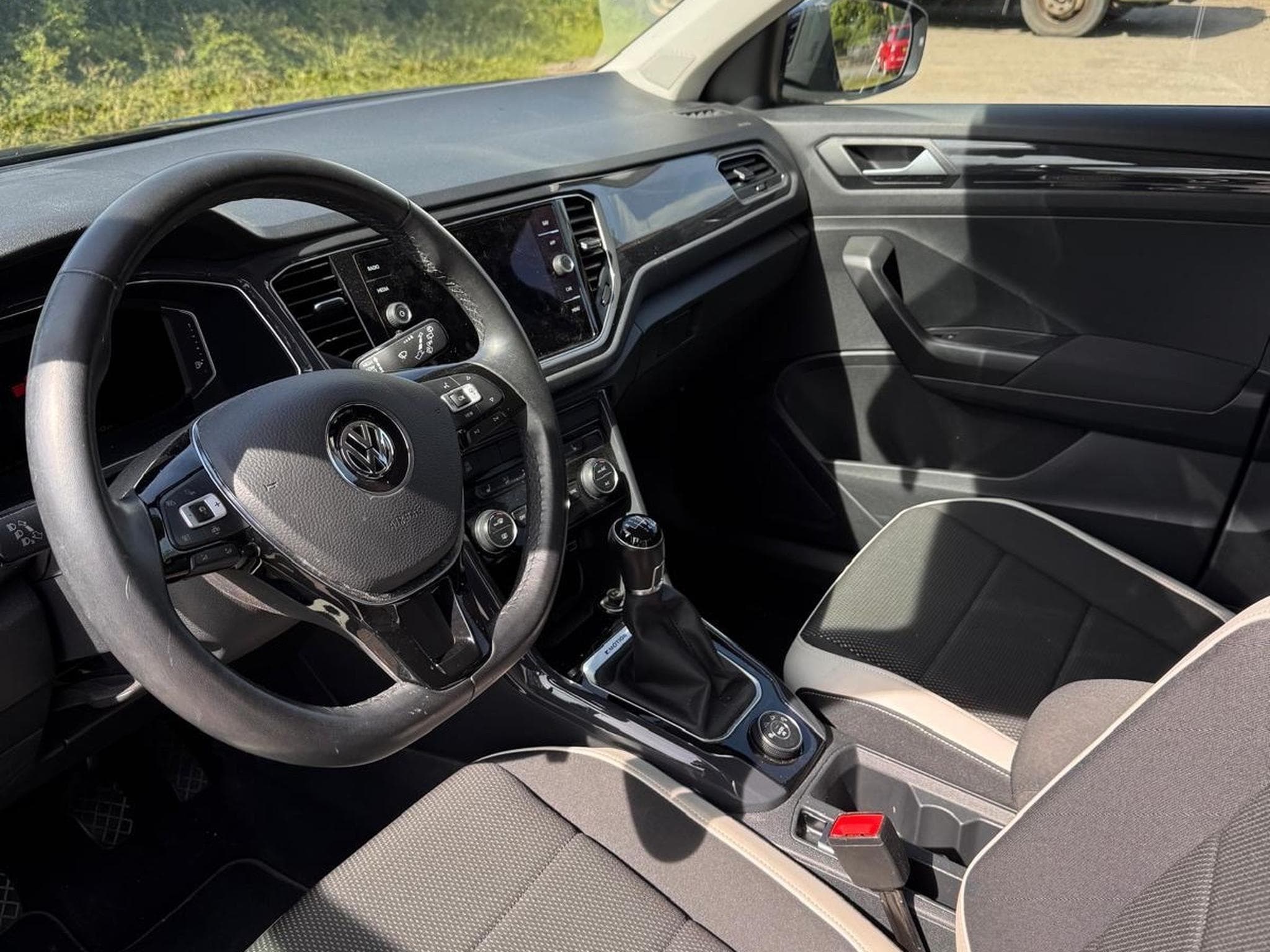 VW T-Roc 4Motion Sport (2019) - Photo 4