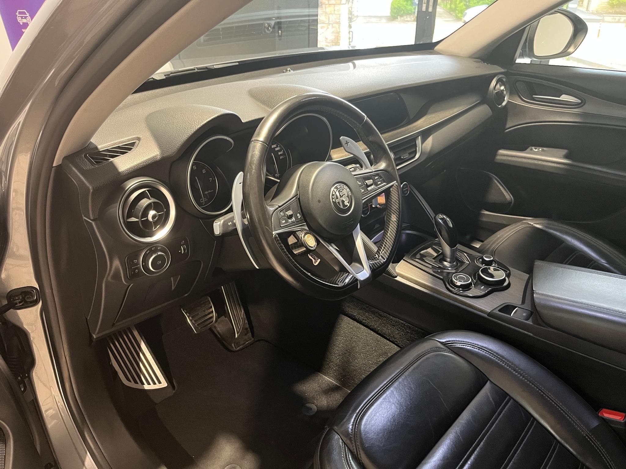 Alfa-Romeo Stelvio Stelvio 2.0 Turbo 16V AT8-Q4 First Edition (2018) - Photo 14