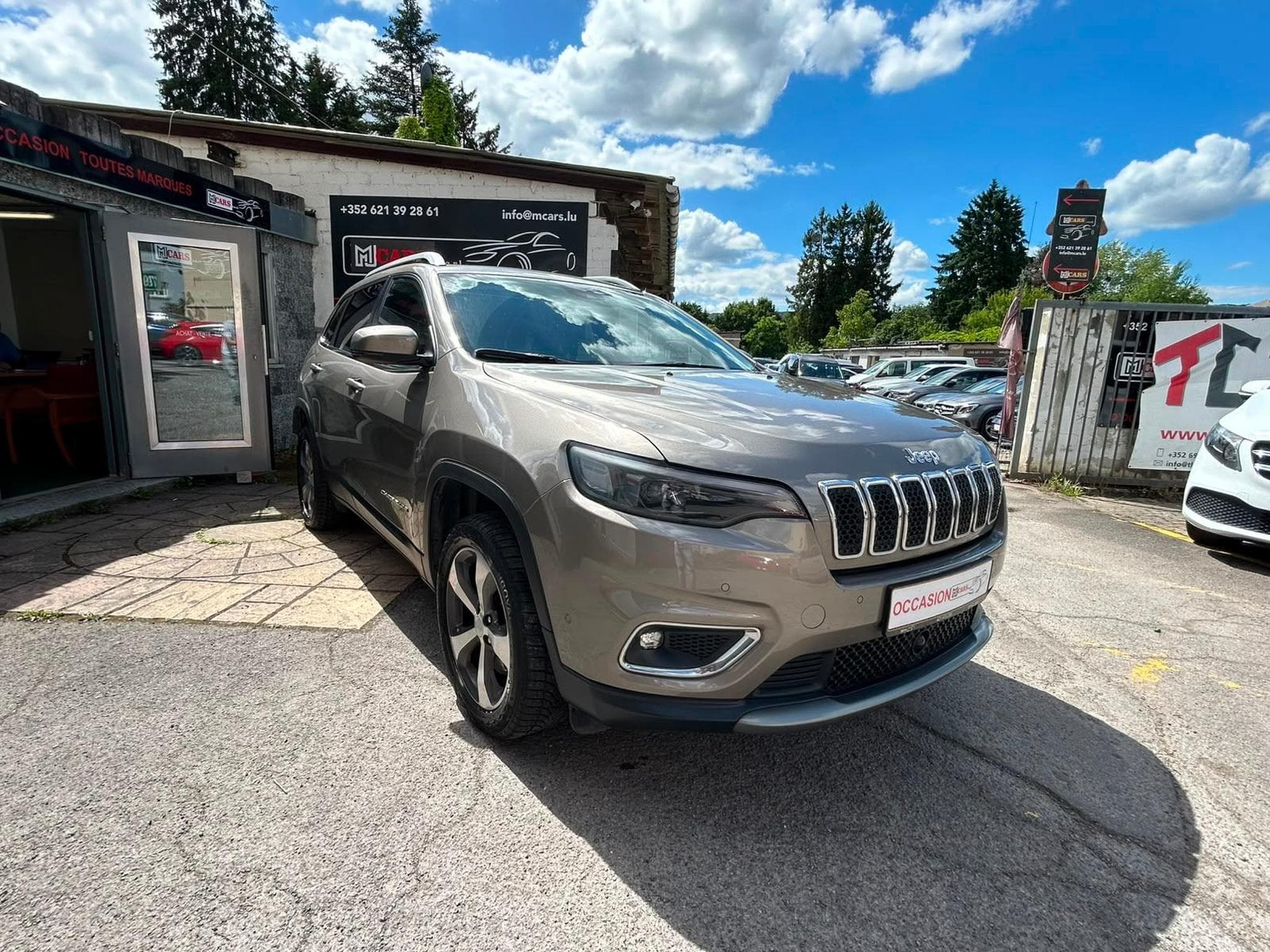 Jeep Cherokee 2.2 D 194CV 4X4 AUTOMATIQUE PANORAMA CUIR (2019) - Foto 8