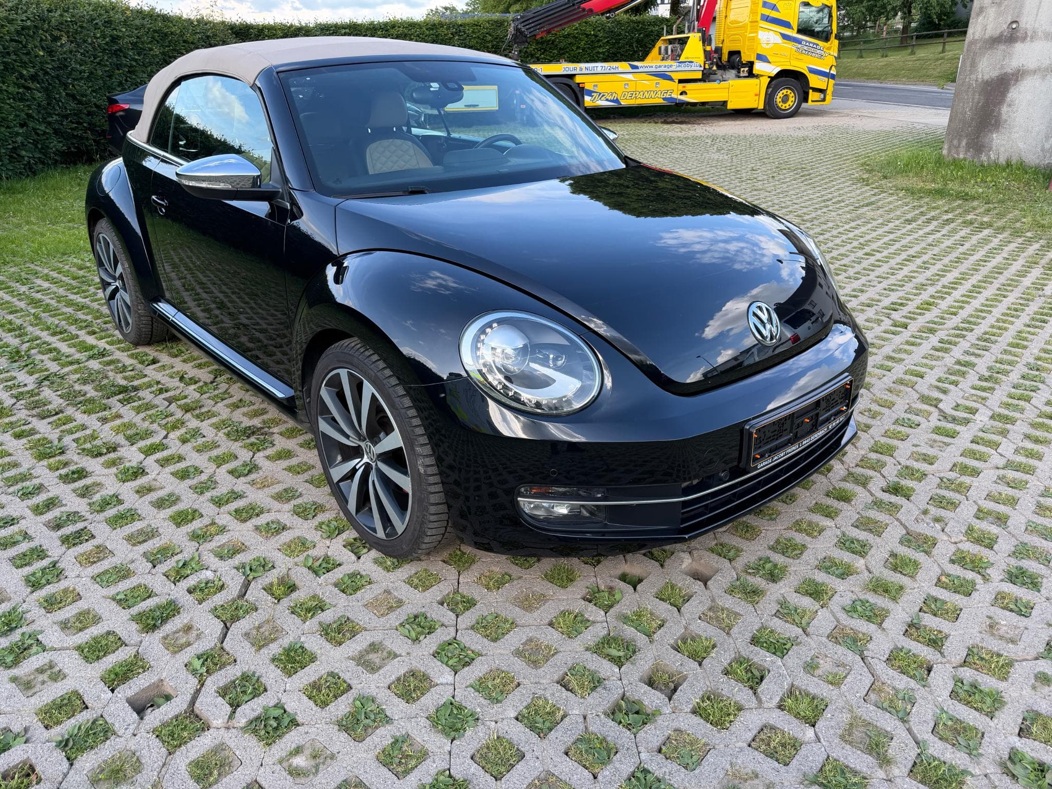 VW New Beetle Cabrio 2.0 TSI Volkswagen Exclusive (2015) - Foto 3
