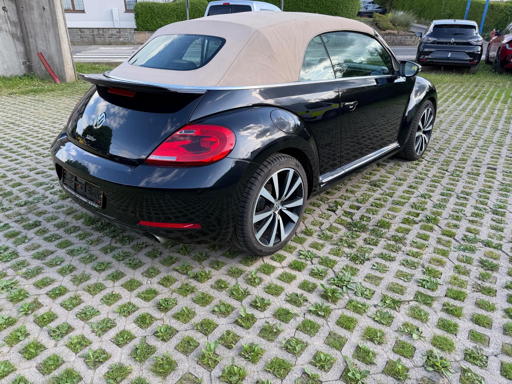 VW New Beetle Cabrio 2.0 TSI Volkswagen Exclusive (2015) - Foto 4