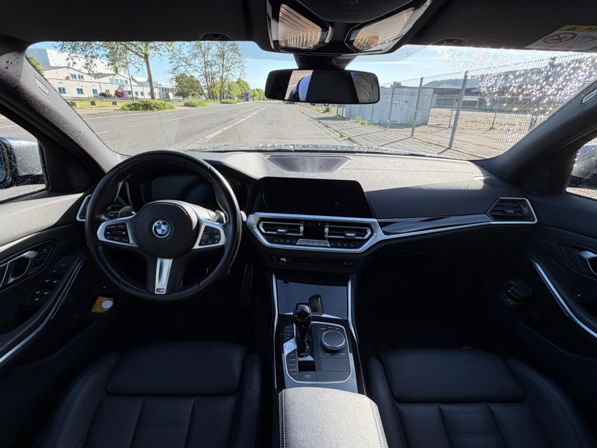 BMW 330 330e M Sport BMW warranty 11/29 (2022) - Photo 2
