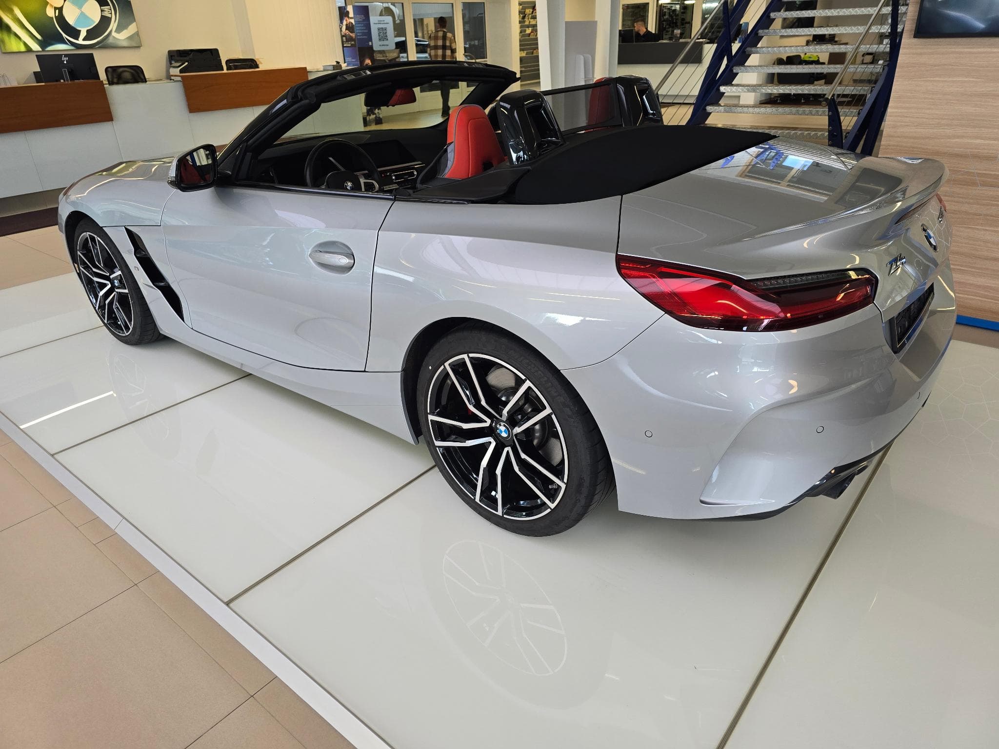 BMW Z4 20i M-Sport (2022) - Photo 4