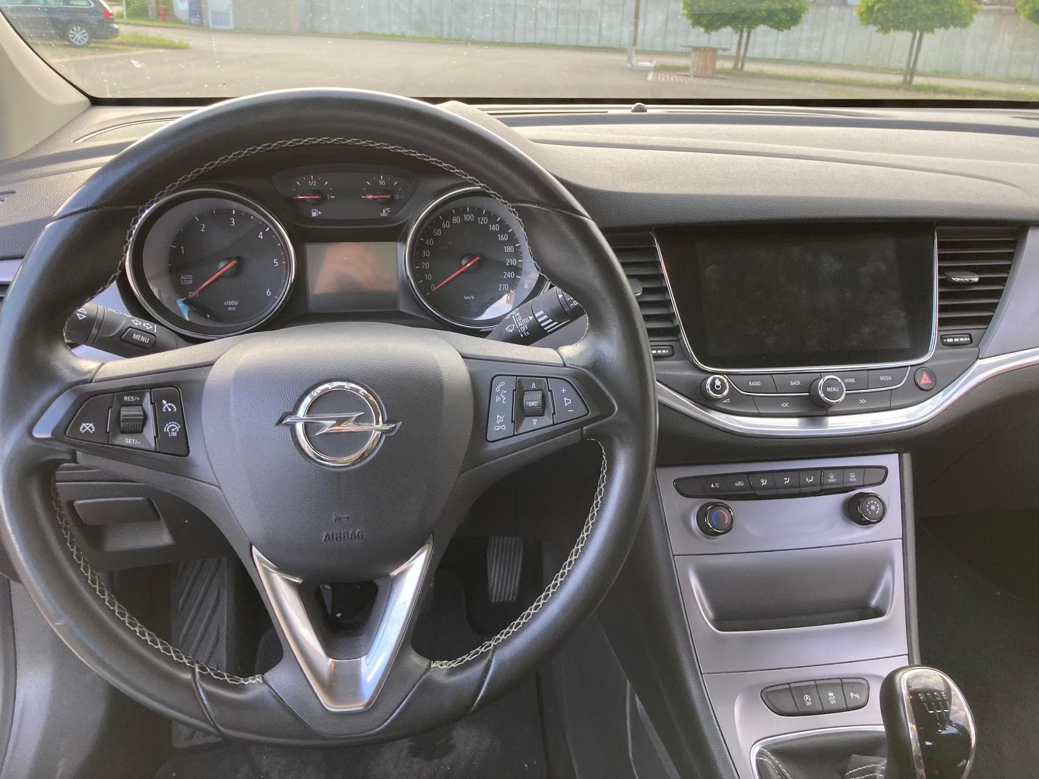 Opel Astra Edition (2016) - Photo 3