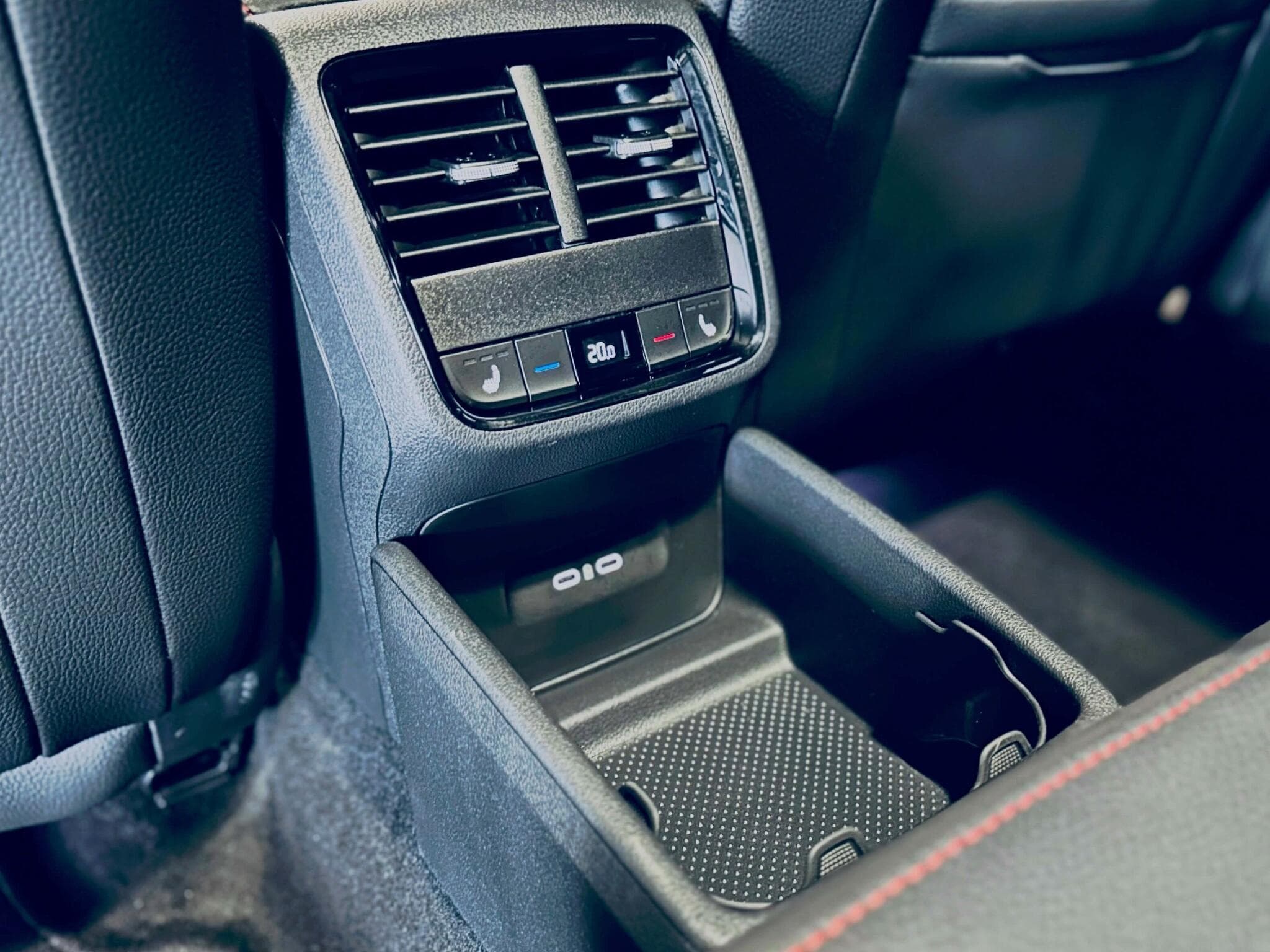 Skoda Octavia OCTAVIA RS BREAK TSI DSG (2025) - Photo 12